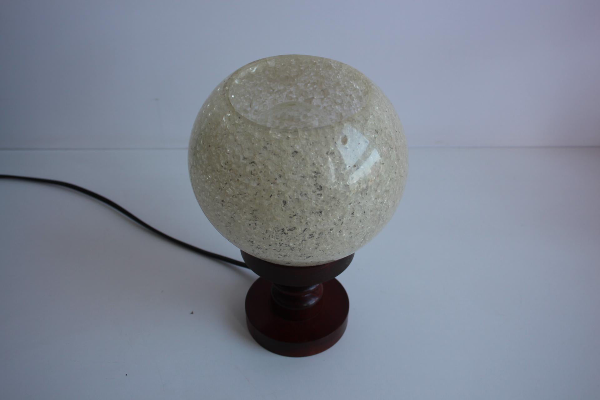 Vintage Tischlampe/ Pokrok Žilina, 1960er Jahre. (Kunststoff) im Angebot