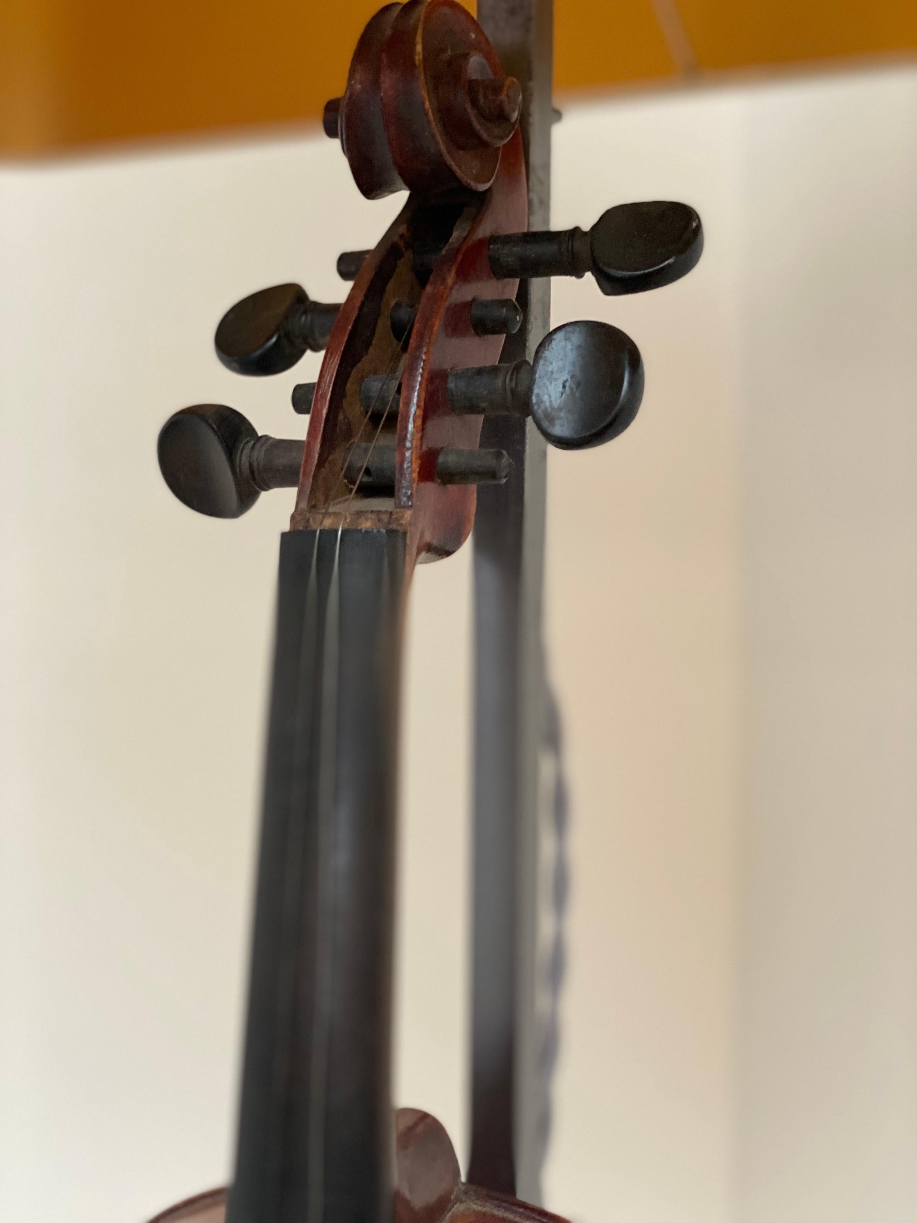 Wood Vintage Table Lamp , Violin For Sale