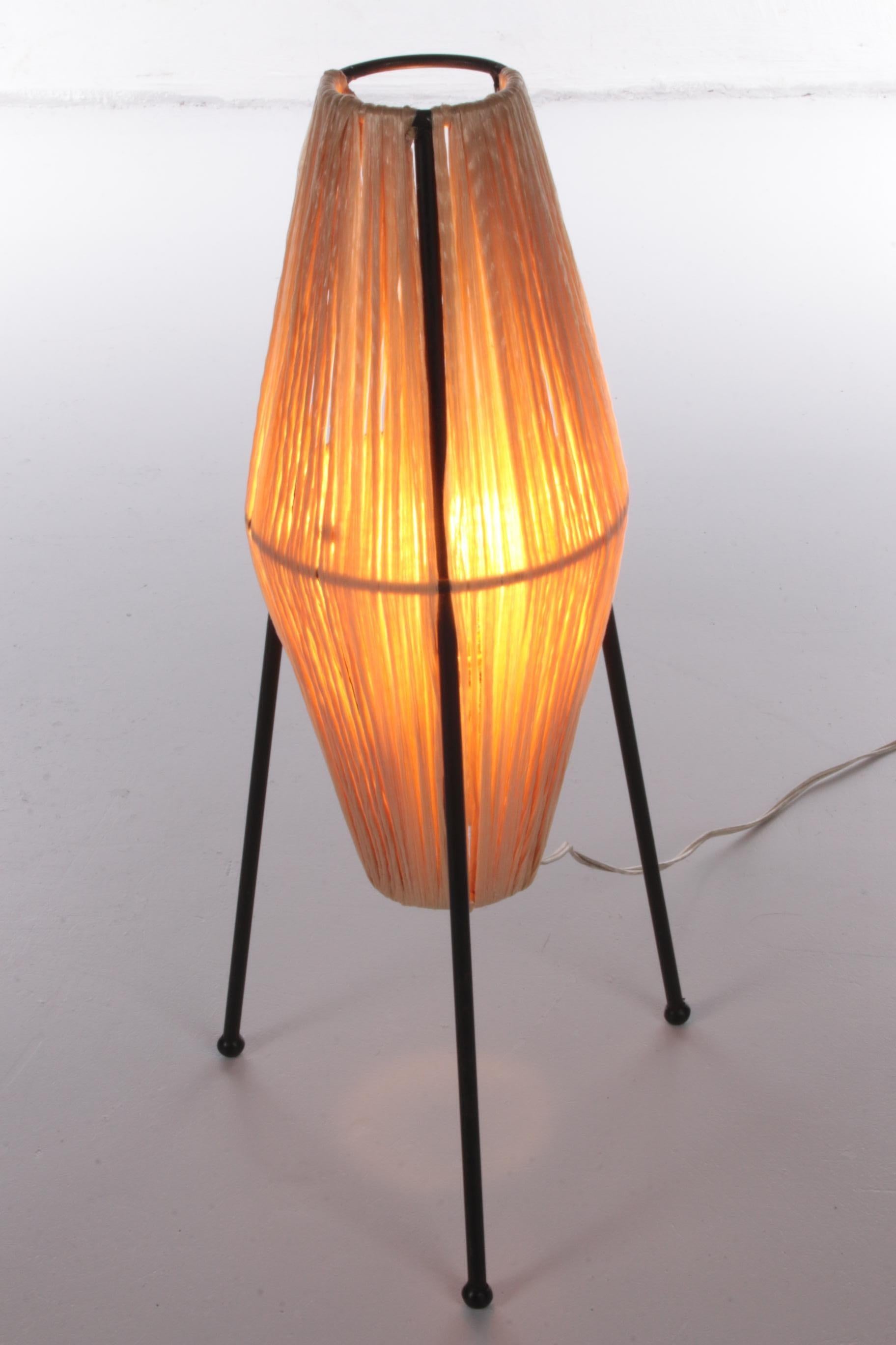 French Vintage Table Lamp with Sissal on a Tripod, 1960 For Sale