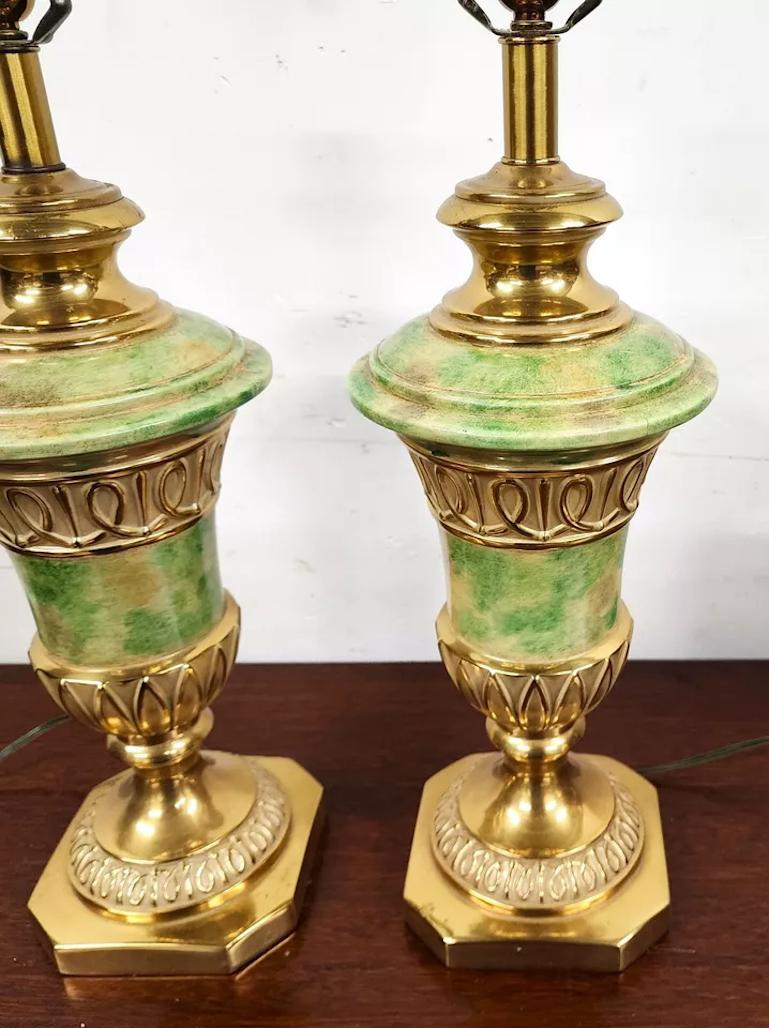 Pareja de lámparas de mesa vintage de latón en Bueno estado para la venta en Lake Worth, FL