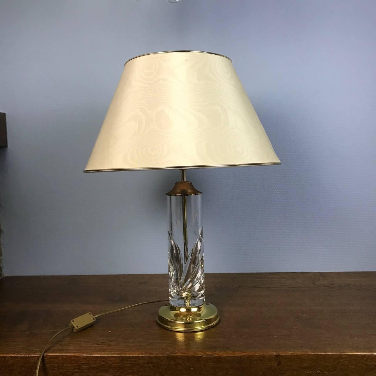 - Vintage table lamps from Nachtmann Leuchten, Germany
- Made of crystall and gold plated brass
- Circa 2000s.