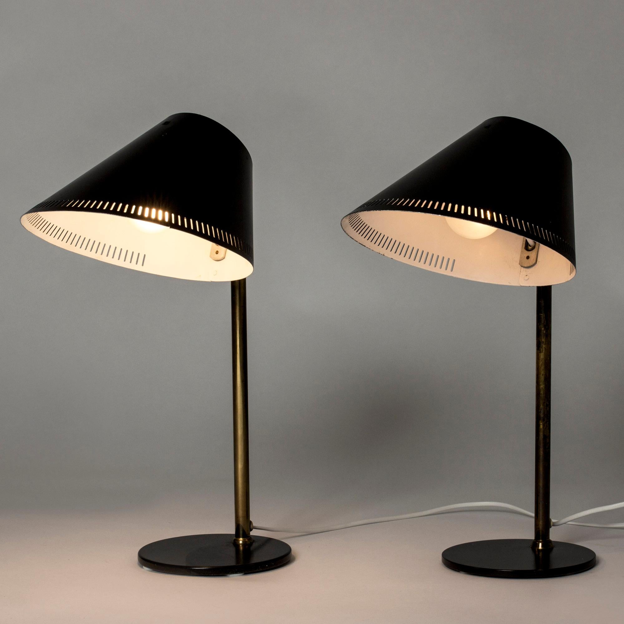 Mid-20th Century Vintage Table Lamps Model 9227 by Paavo Tynell, Idman, Finland, 1950s For Sale