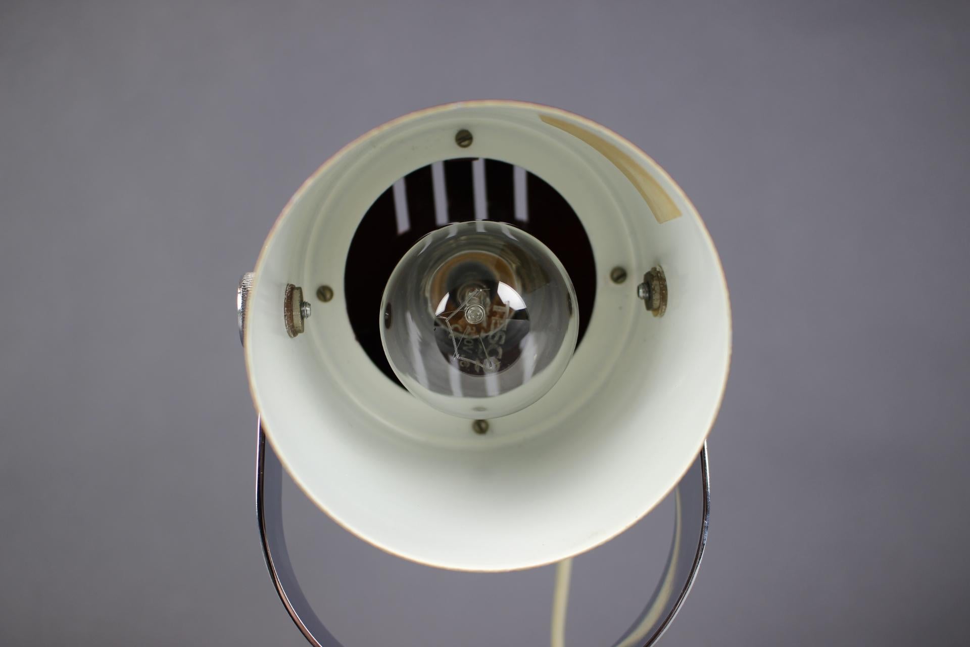 Metallo Lampada da tavolo o da parete vintage di Stanislav Indra, Cecoslovacchia, anni '70 in vendita