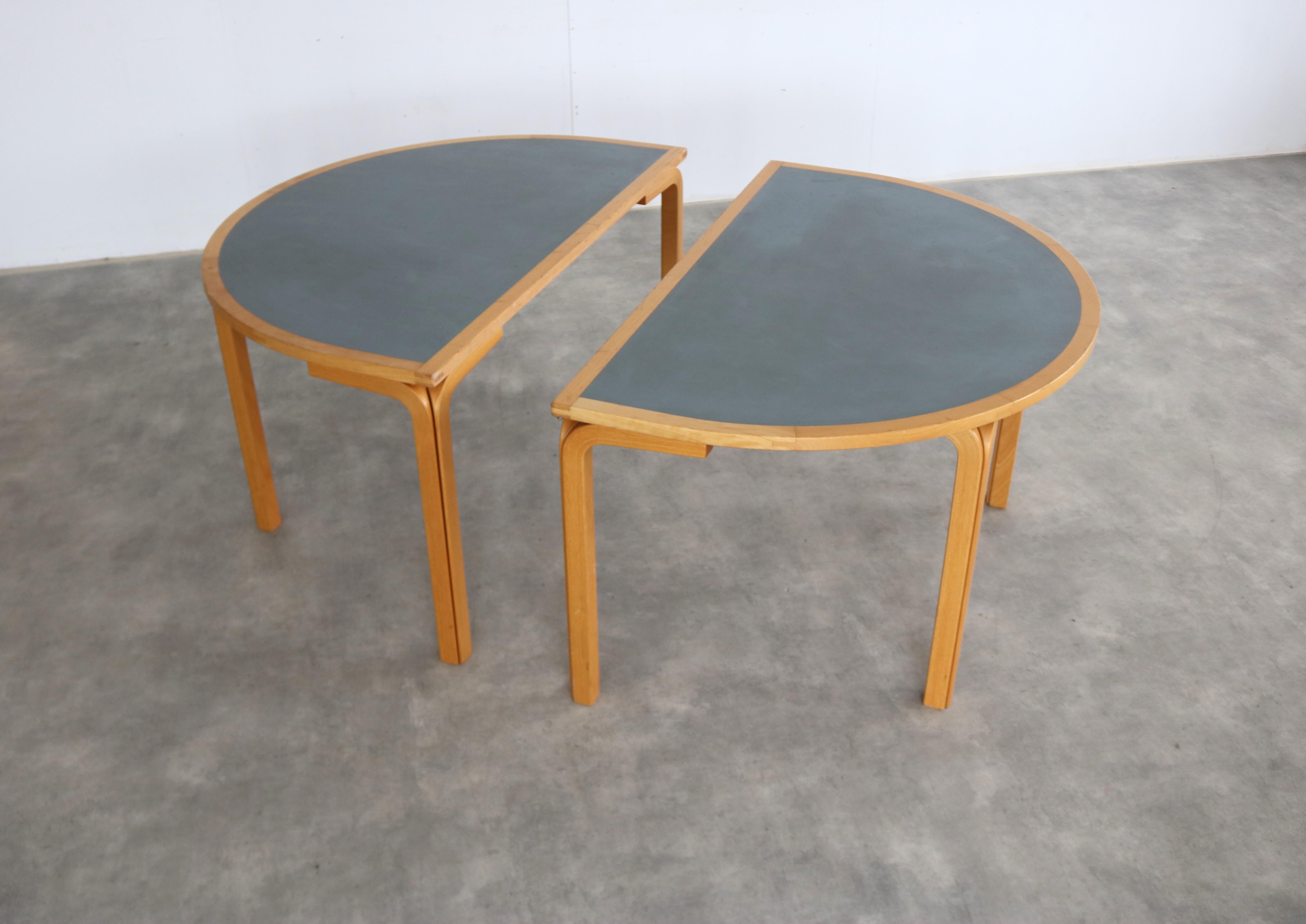 Tables Vintage  table à manger  table de conférence  Magnus Olesen en vente 4