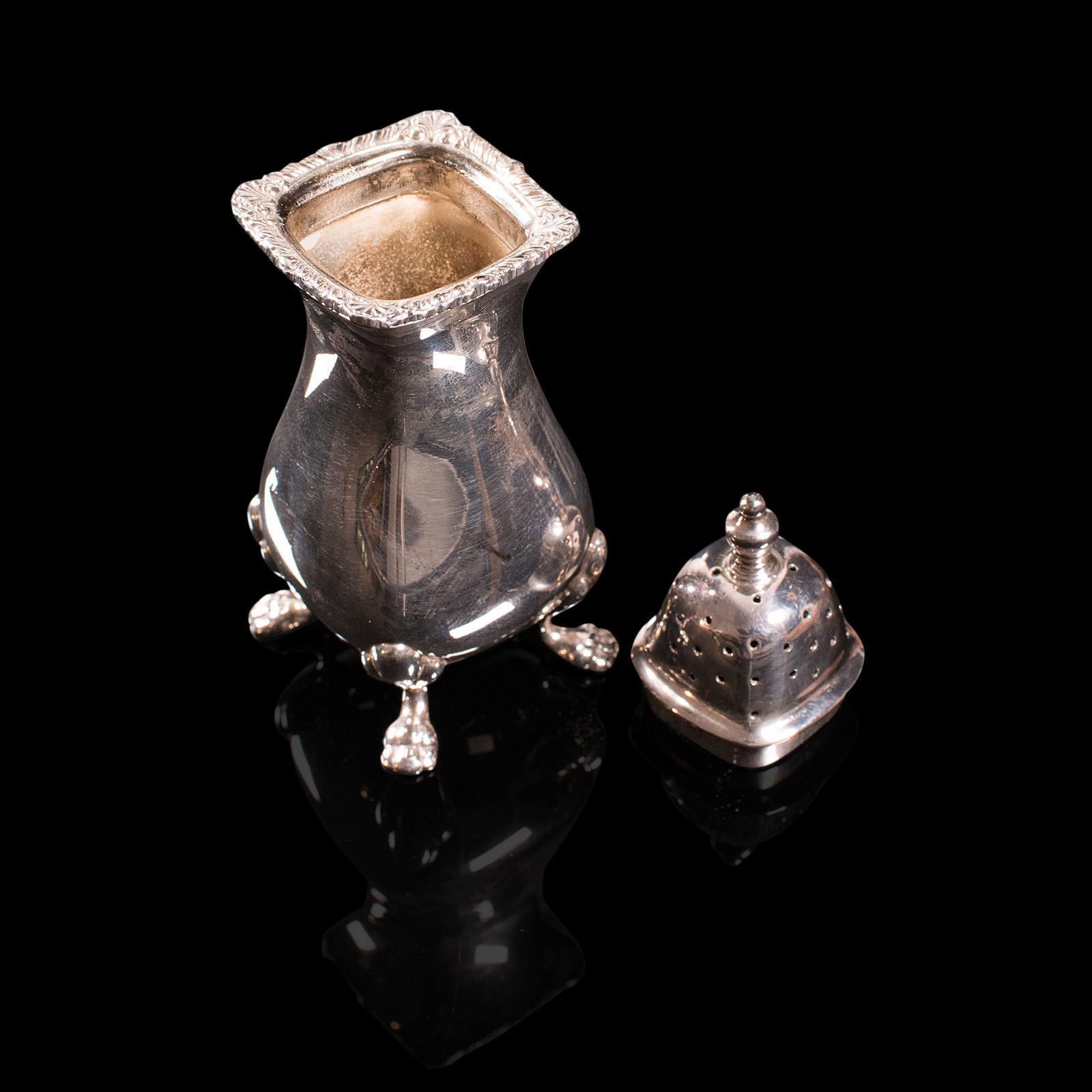 Ensemble de vaisselle vintage anglais, plaqué argent, pot à moutarde, poivrière, milieu du 20e siècle en vente 4