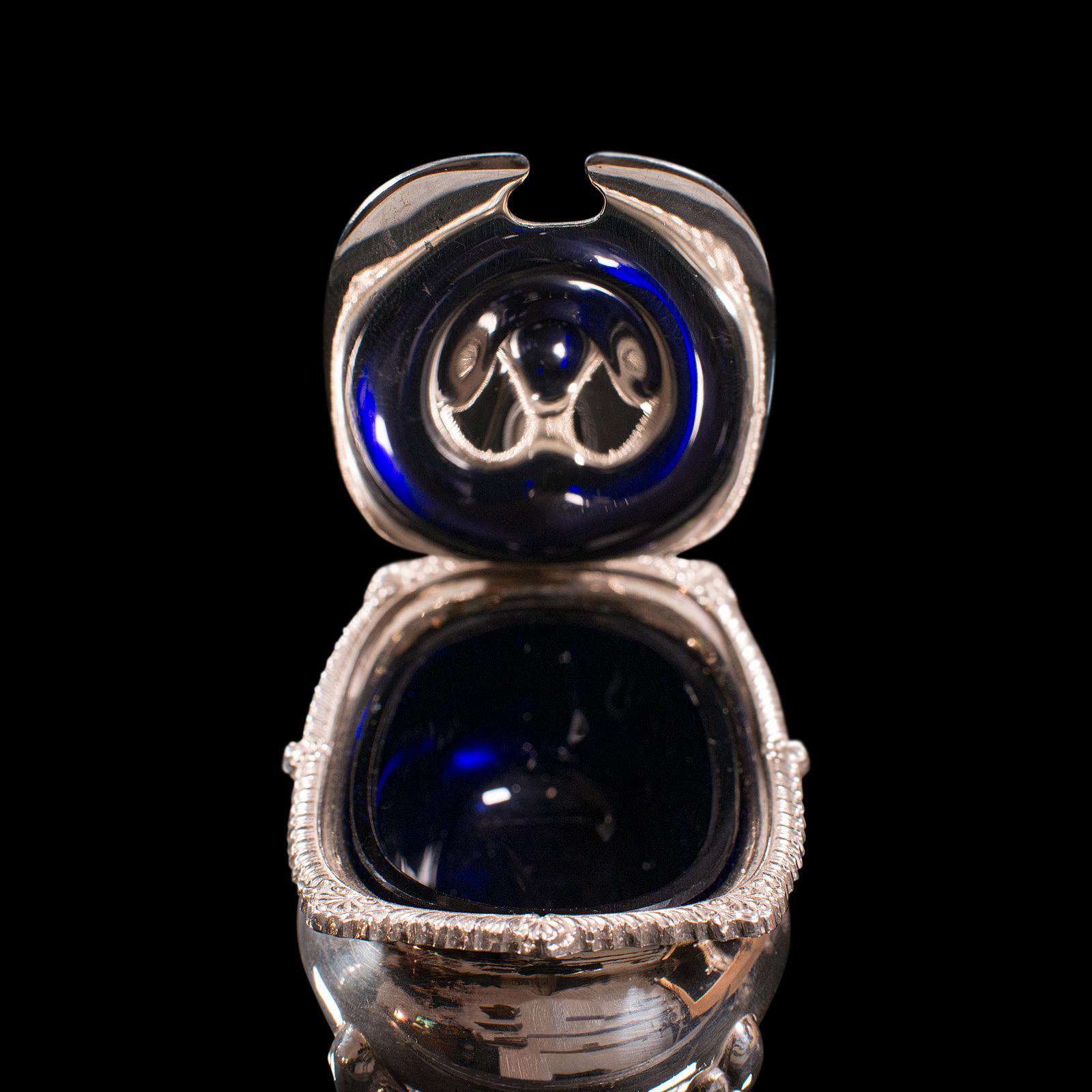Ensemble de vaisselle vintage anglais, plaqué argent, pot à moutarde, poivrière, milieu du 20e siècle en vente 2