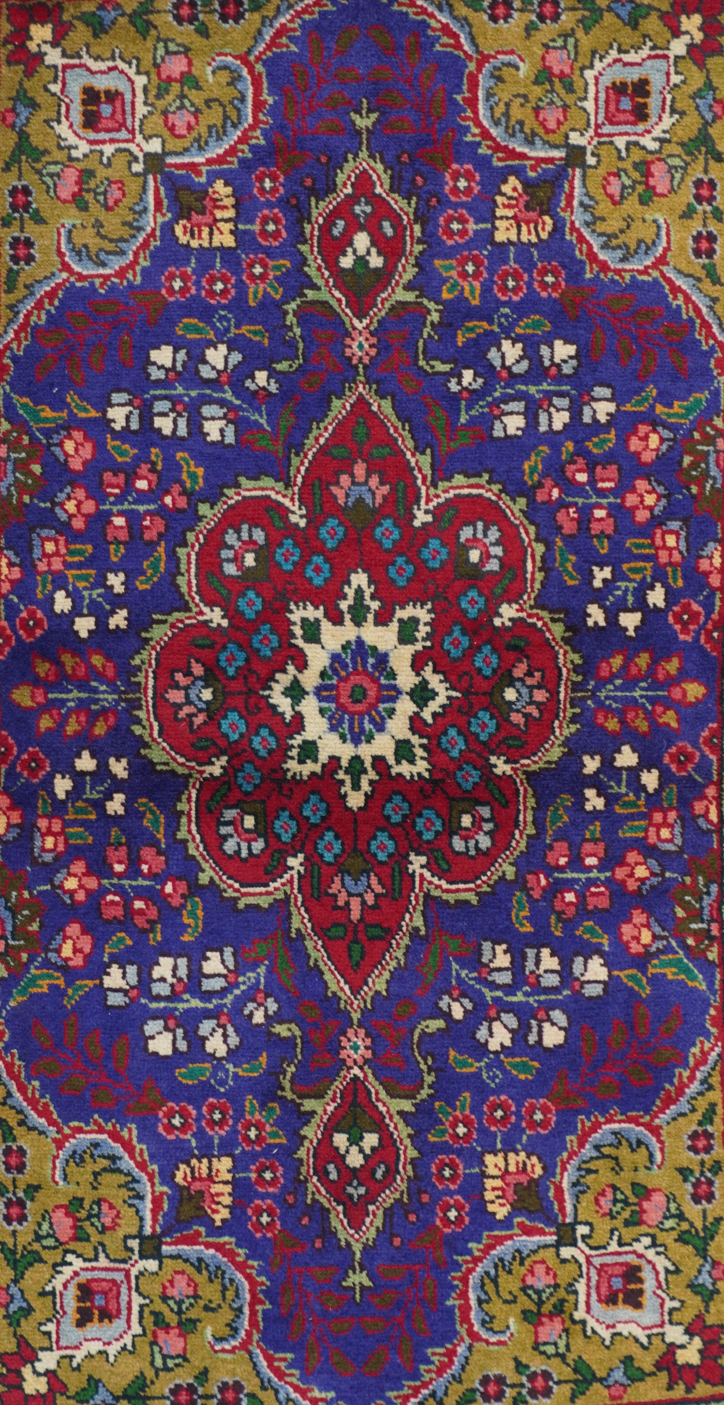 Täbris-Teppich 3'2'' x 5'3'' (Persisch) im Angebot