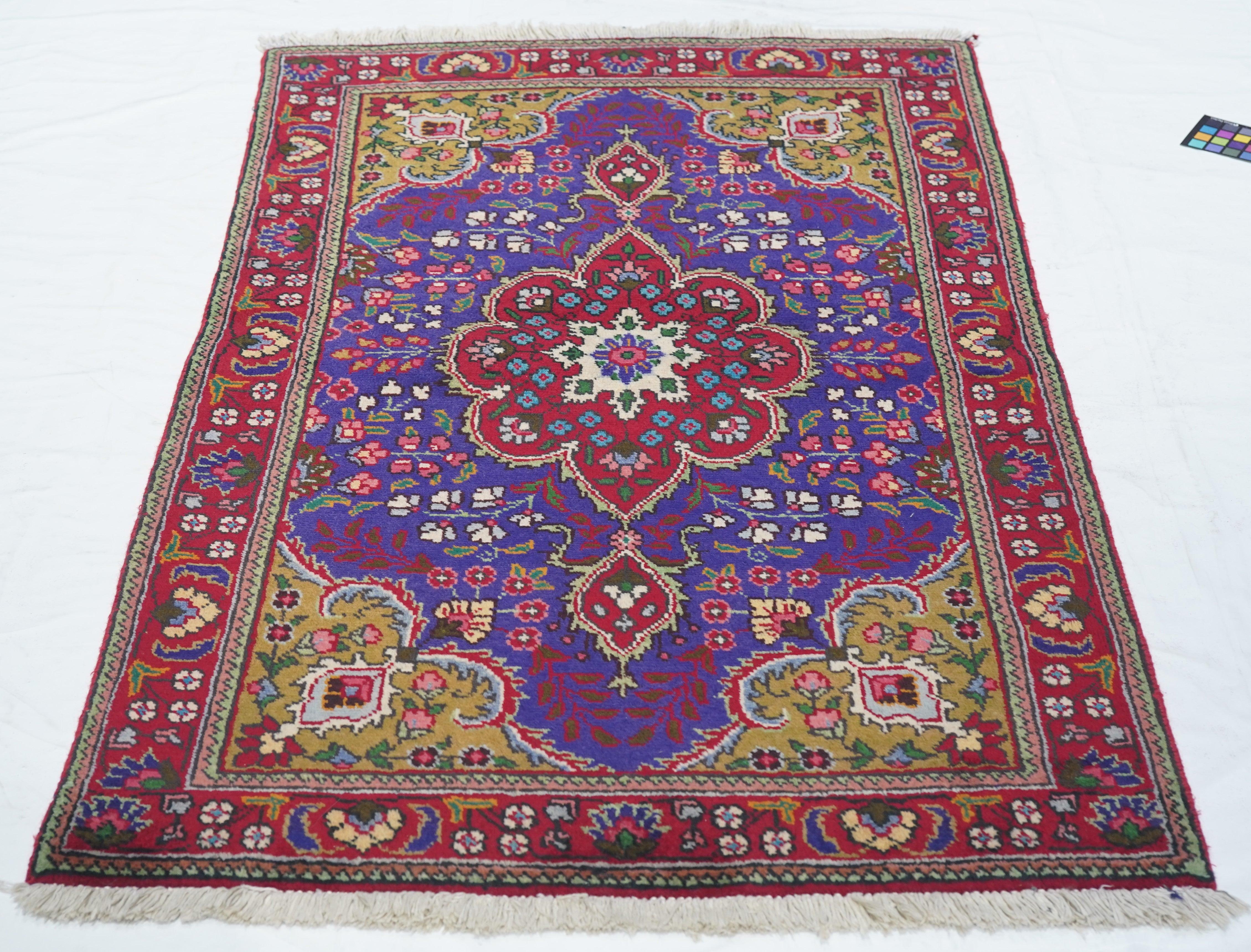 Täbris-Teppich 3'2'' x 5'3'' im Angebot 3