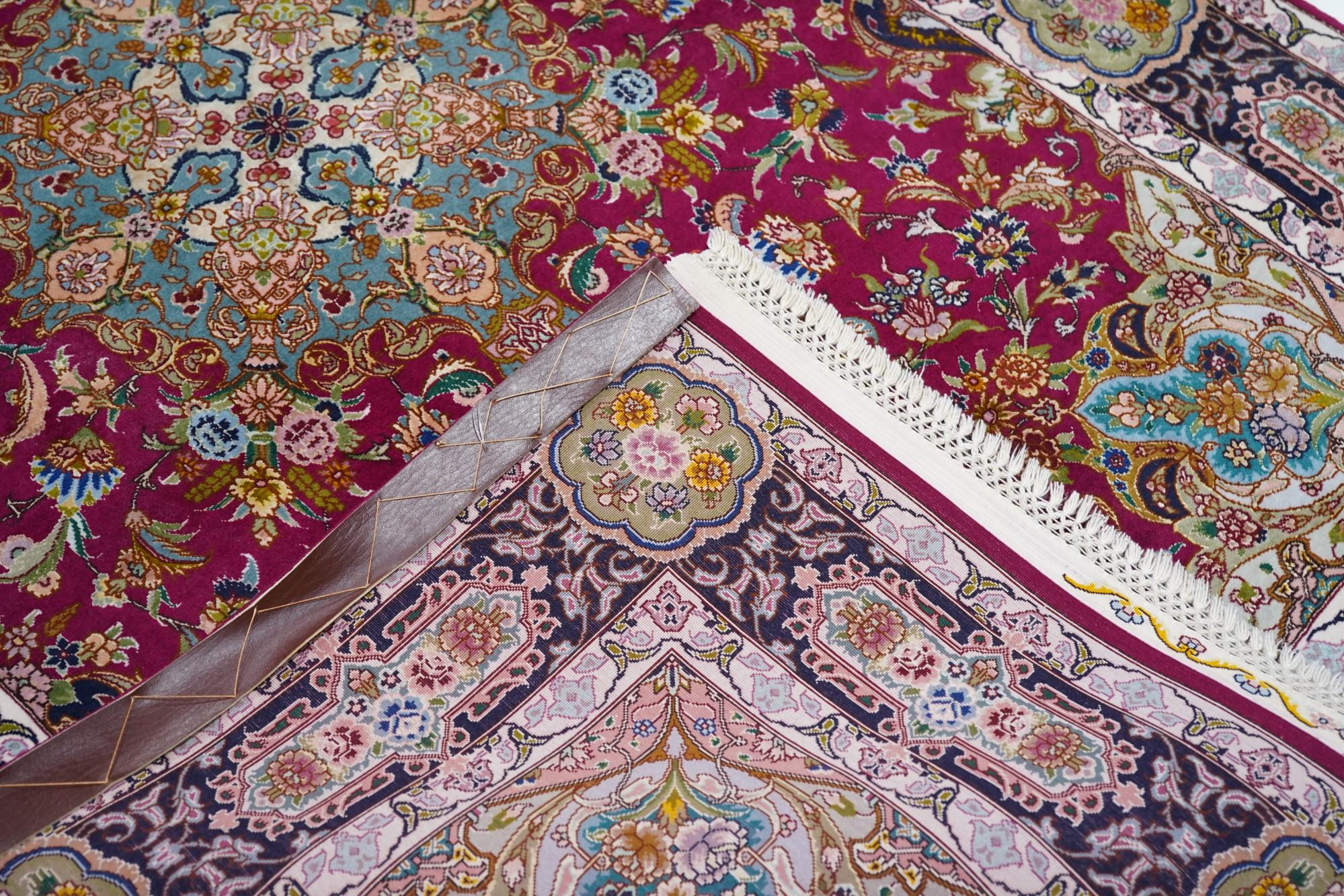 Vintage Tabriz Rug For Sale 7