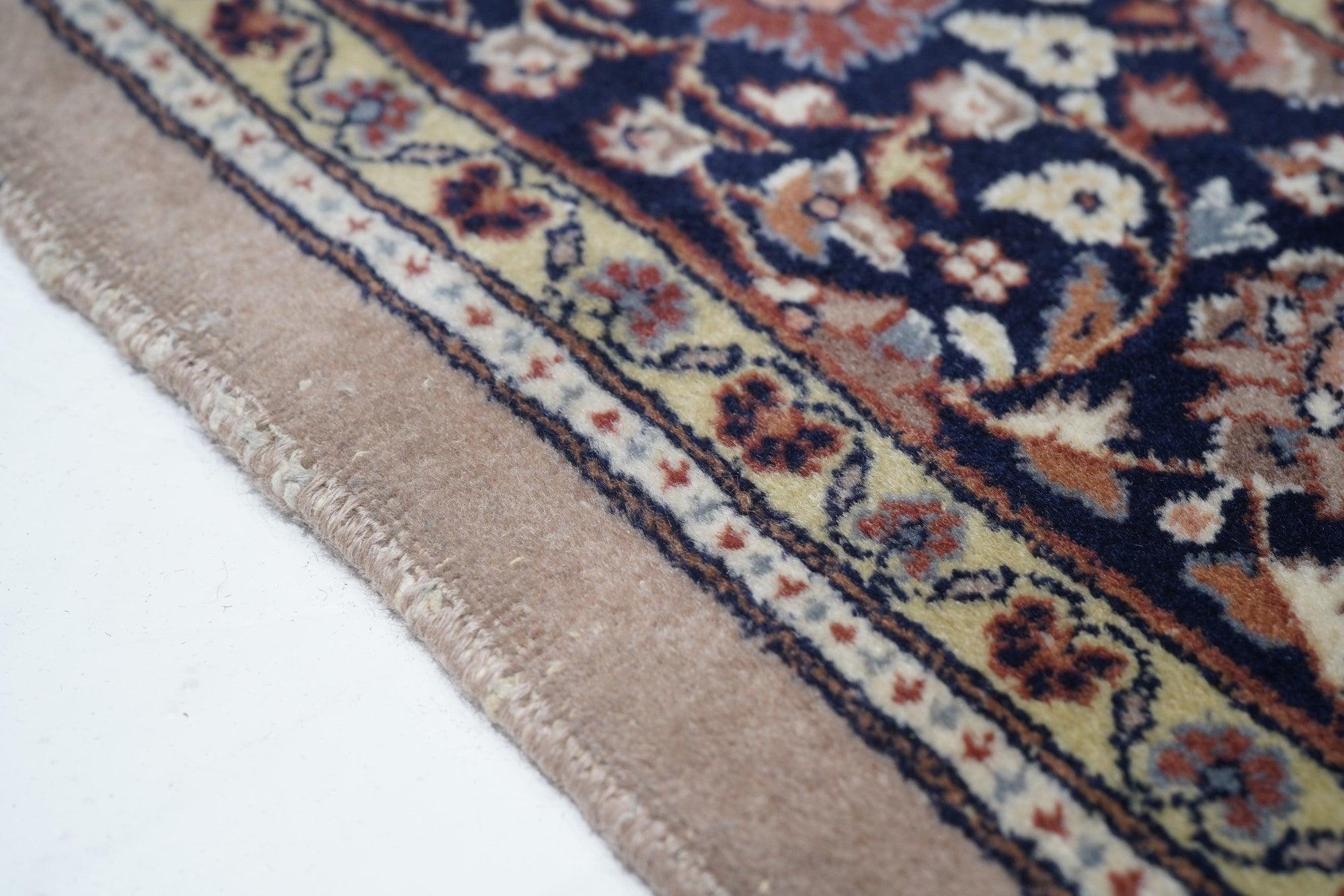 Tappeto Tabriz Vintage 4'6'' x 7'3'' In condizioni ottime in vendita a New York, NY
