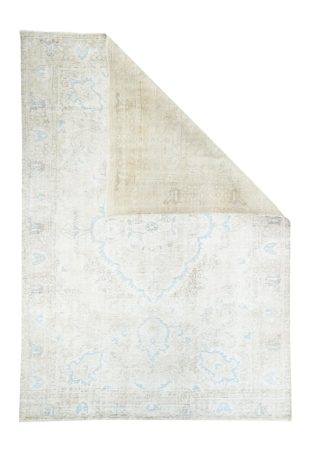 Tappeto Tabriz Vintage 6'6'' x 9'1''.
