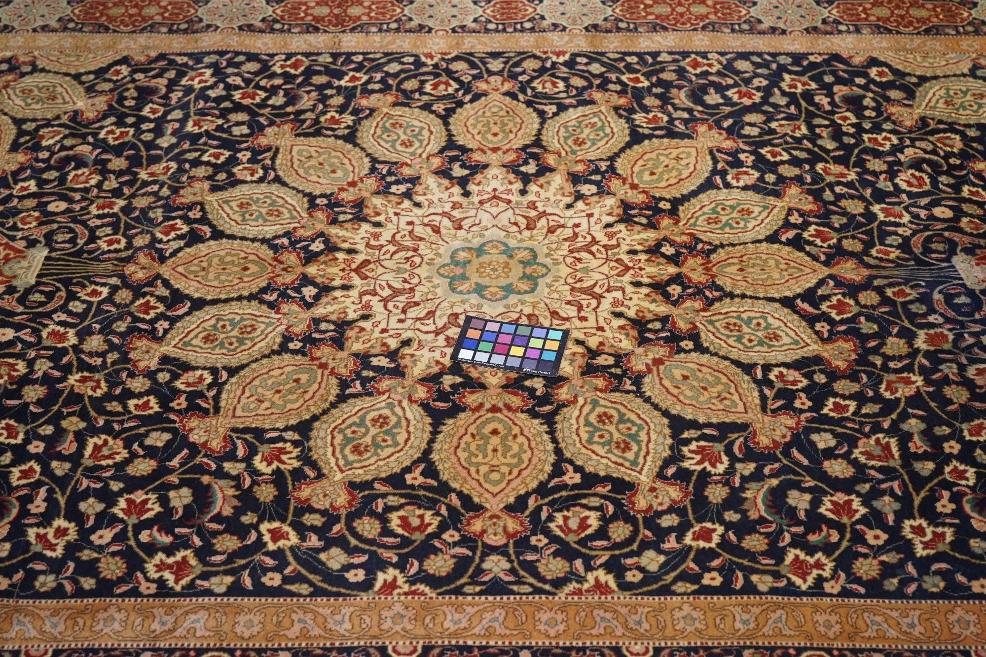 Vintage Tabriz Rug For Sale 4