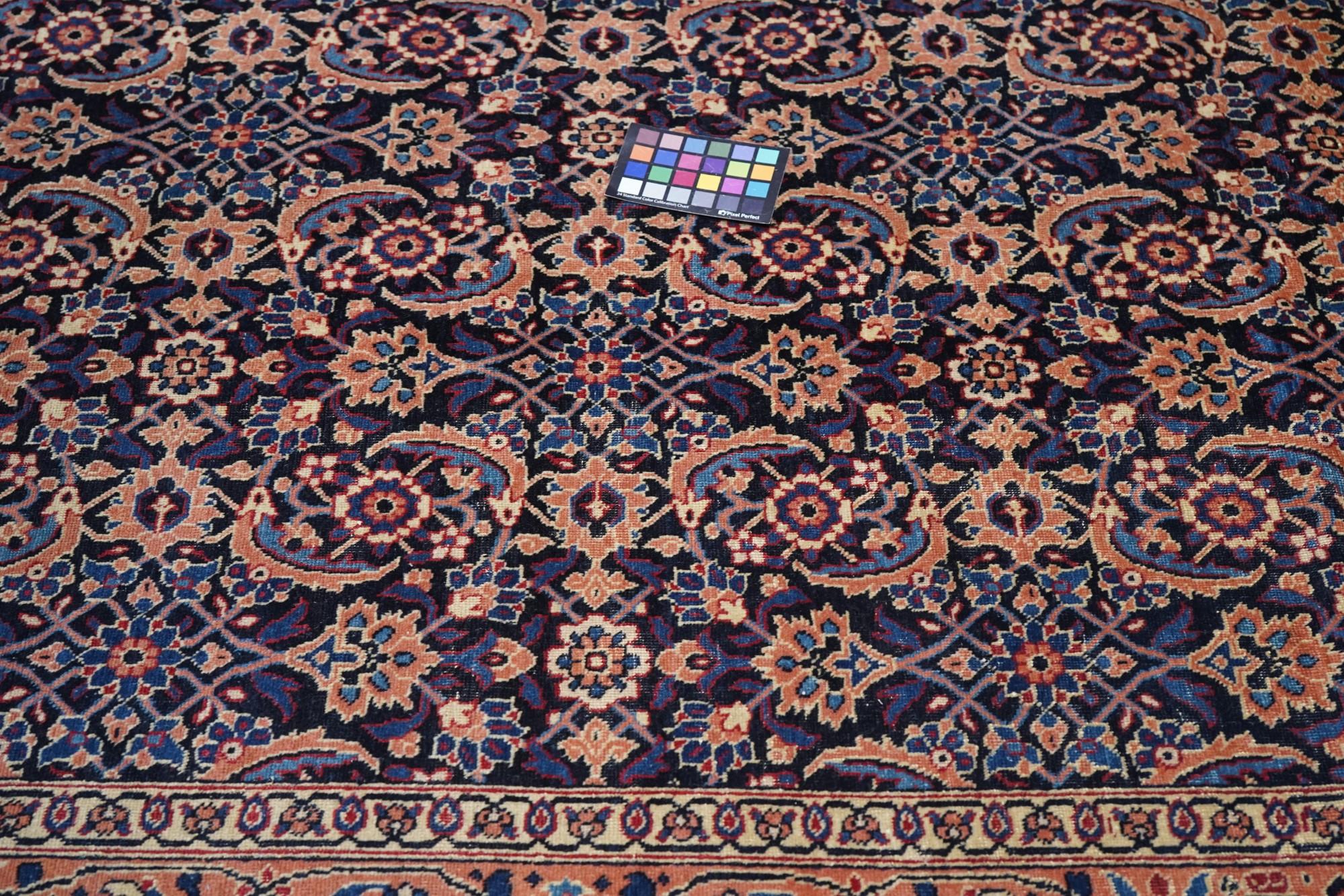 Vintage Tabriz Rug For Sale 1