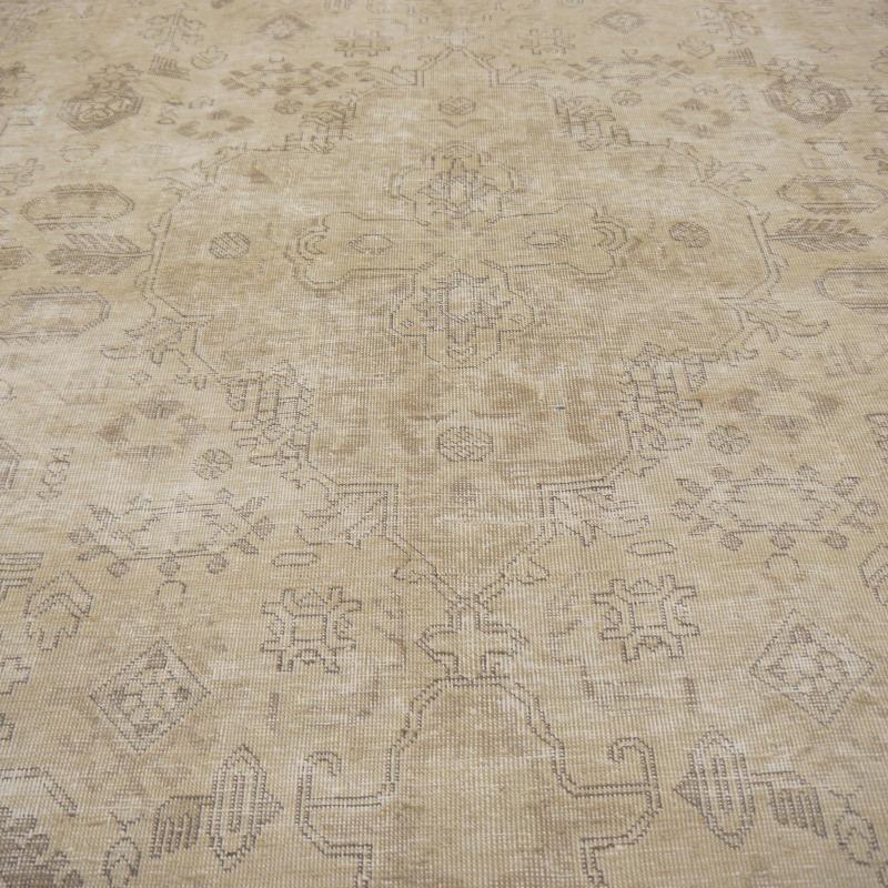 Vintage Tabriz Rug Classic Rug Muted Gray Beige Brown Hand Knotted Neutral For Sale 5