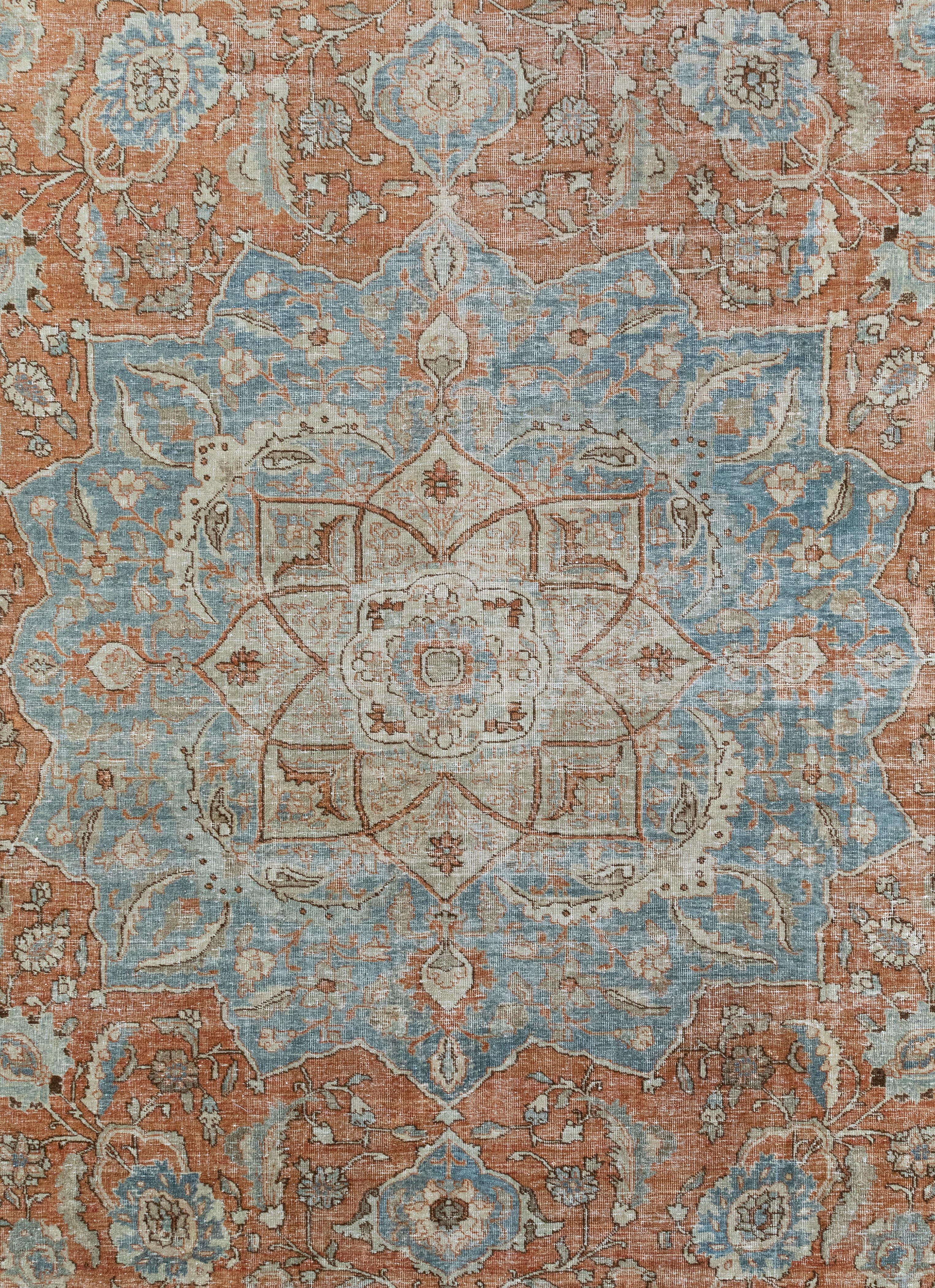 Tapis Tabriz vintage  Laine nouée à la main  Rouille et bleu  Milieu du 20e siècle en vente 2