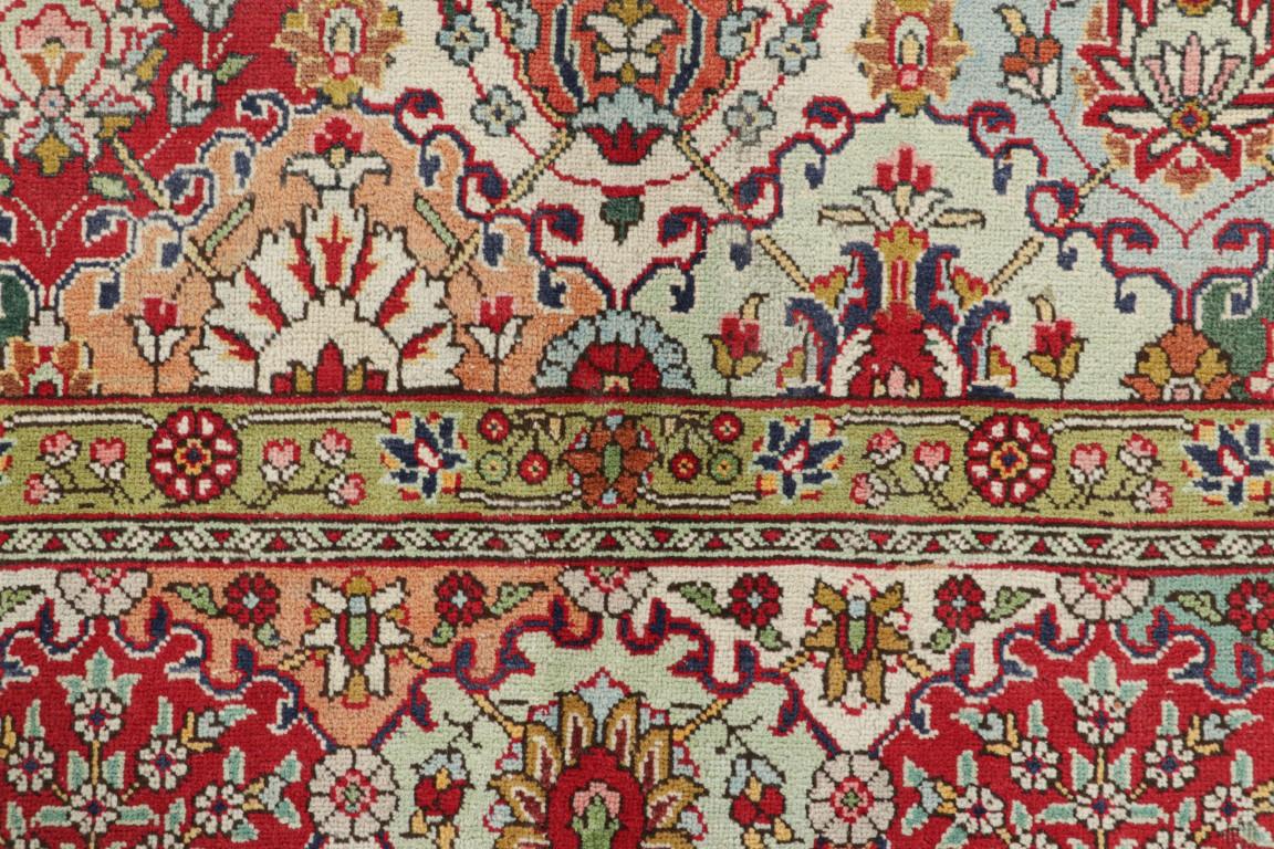 Turkish Vintage Tabriz Rug with Polychromatic Floral Patterns - Rug & Kilim For Sale