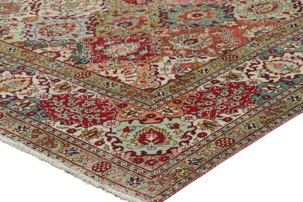 Late 20th Century Vintage Tabriz Rug with Polychromatic Floral Patterns - Rug & Kilim For Sale