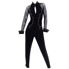 Tuta vintage Tadashi Bodycon in velluto nero e lycra con borchie e strass d'oro