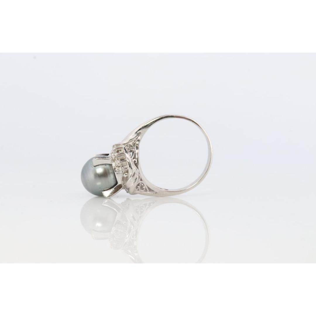 Bague solitaire vintage en perles de Tahiti et diamants. Platinum PT900 Large BLACK en vente 2