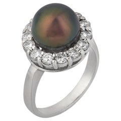 Vintage Tahitian pearl diamond platinum cluster ring