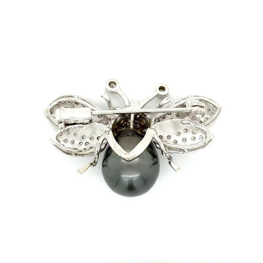 Vintage Tahitian South Sea Pearl and Diamond Bumble Bee Gold Brooch Pin For Sale 1
