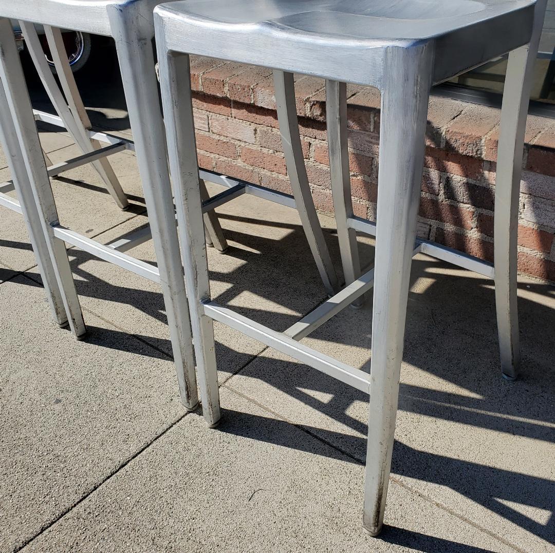 Vintage Tall Brushed Aluminum Bar Stools - Set of 4 In Good Condition For Sale In Monrovia, CA