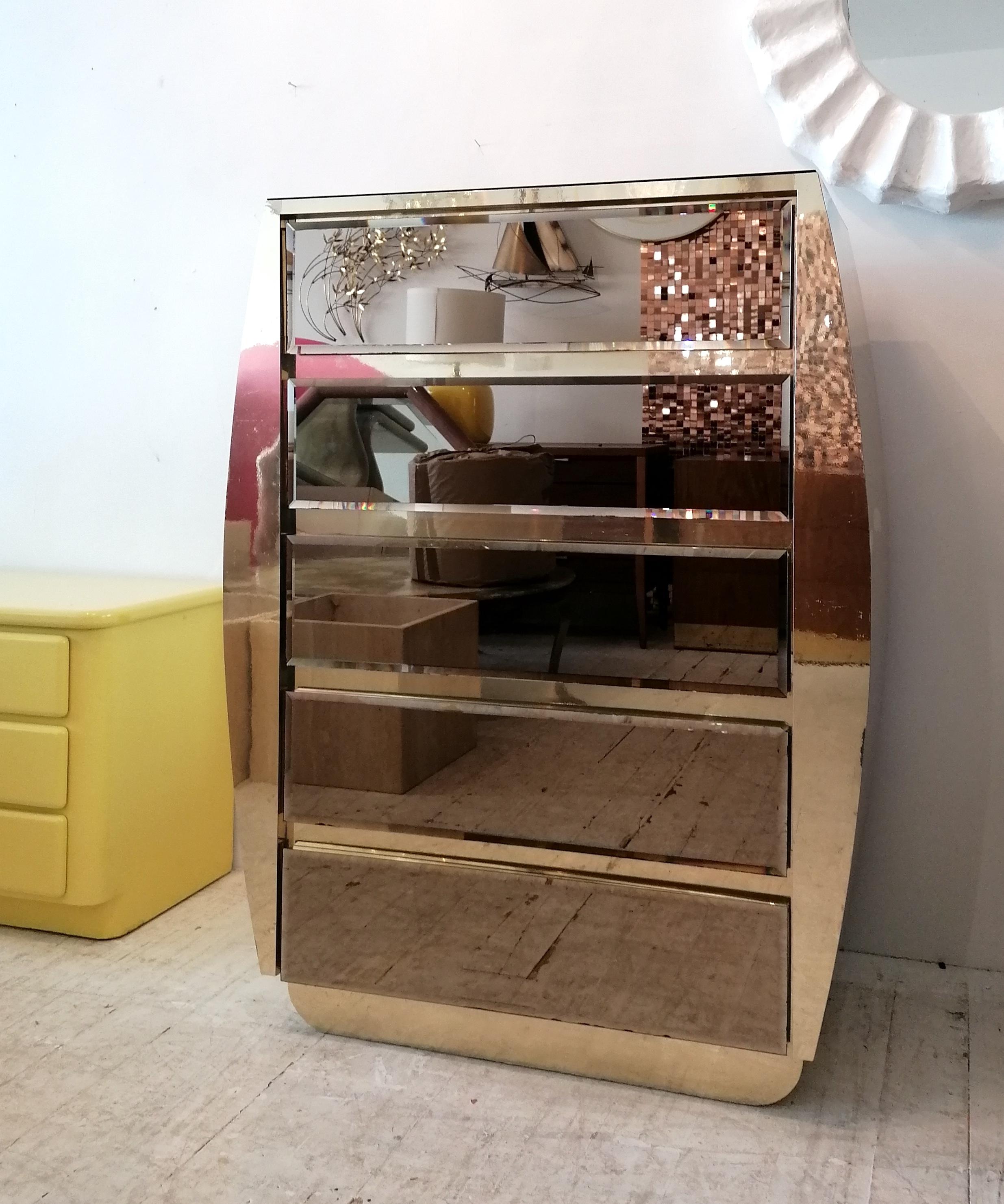 Großer geschwungener Vintage-Schrank aus Gold und Spiegelschrank von Ello Furniture, USA 1980er Jahre im Zustand „Relativ gut“ in Hastings, GB