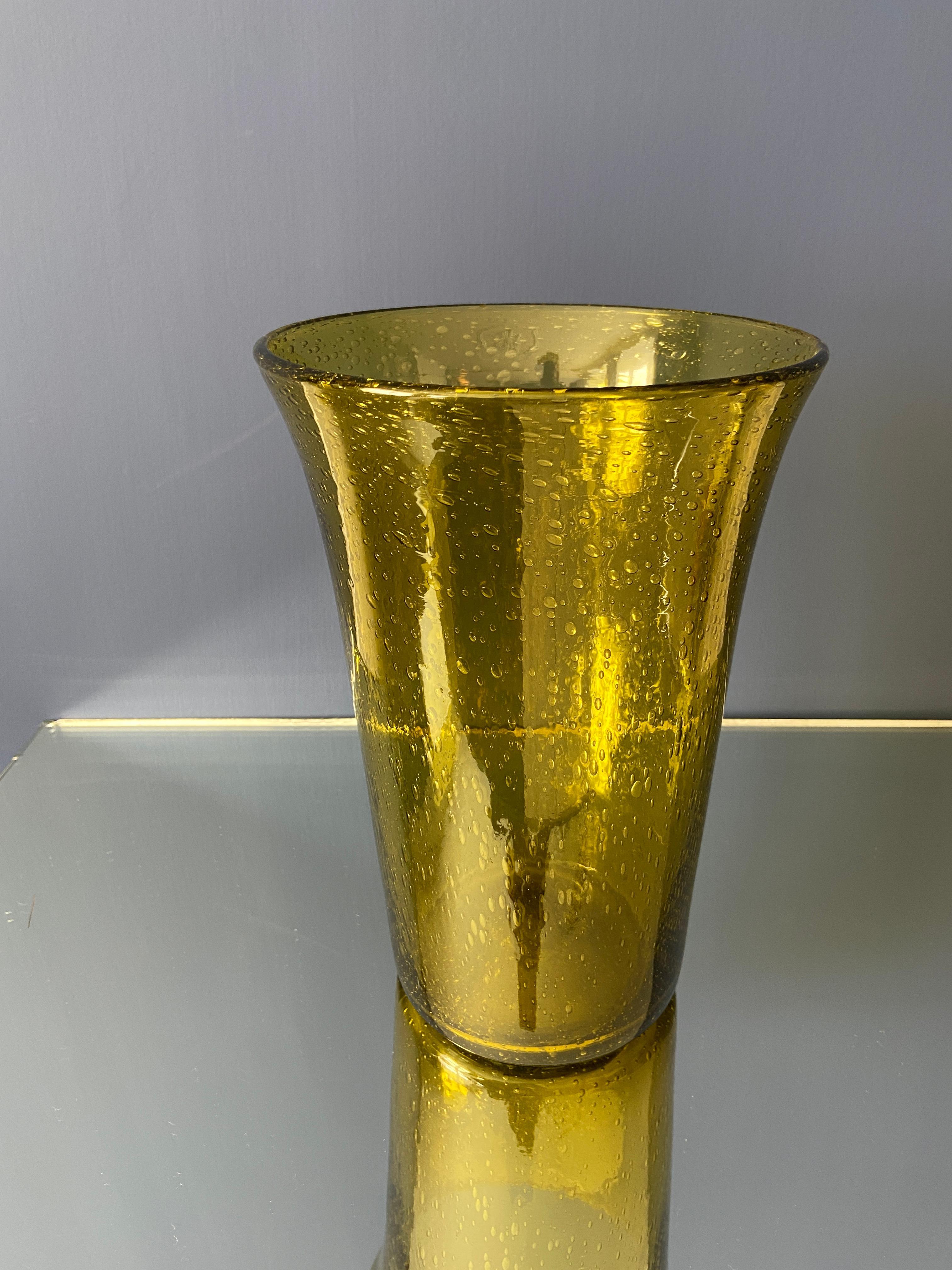 Vintage Tall Cylinder Glass Vase in Yellow, France, Late 20th Century In Good Condition For Sale In Copenhagen K, DK