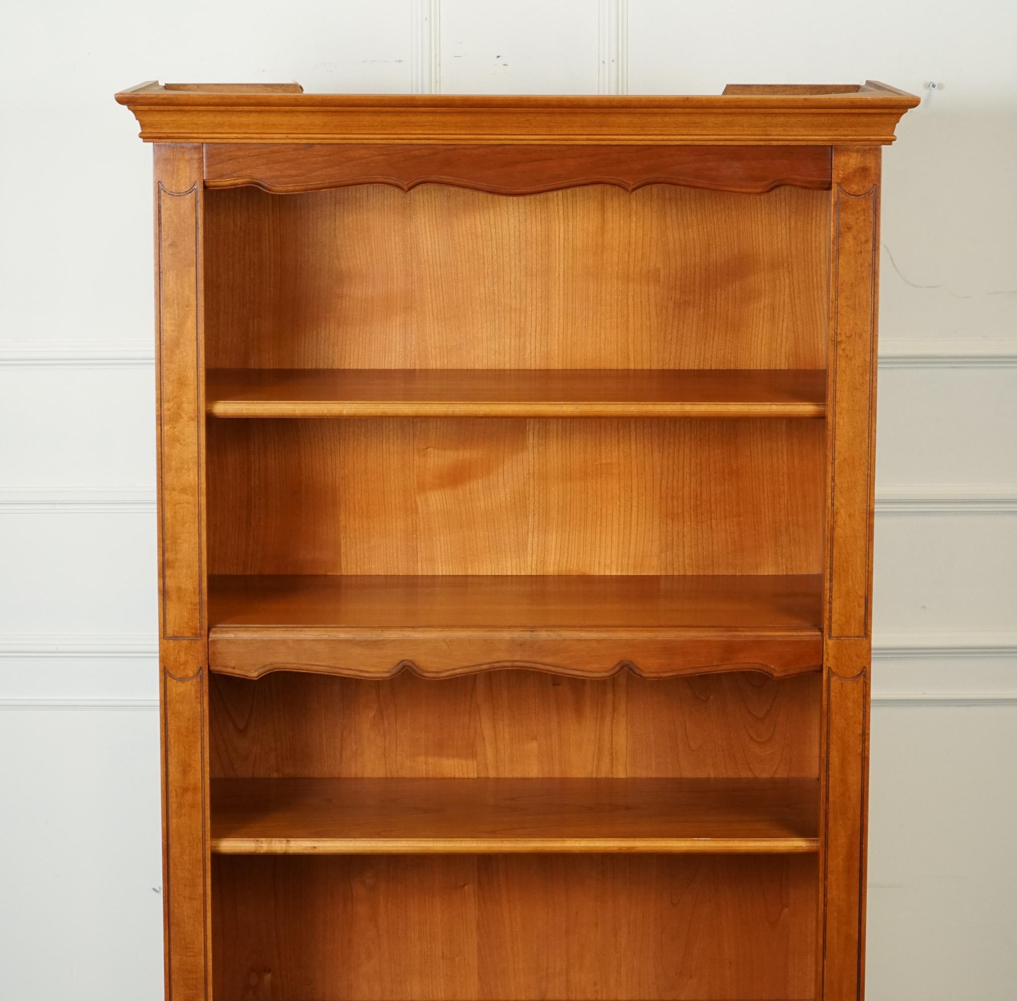 20th Century VINTAGE TALL OPEN SOLID BOOKCASE 5 SHELVES MADE BY YOUNGER FURNITURE LONDON j1 For Sale