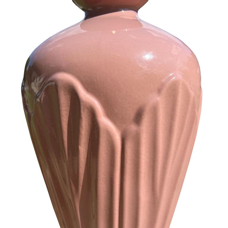 American Vintage Tall Pastel Pink Art Deco Shell Motif Ceramic Table Lamp For Sale