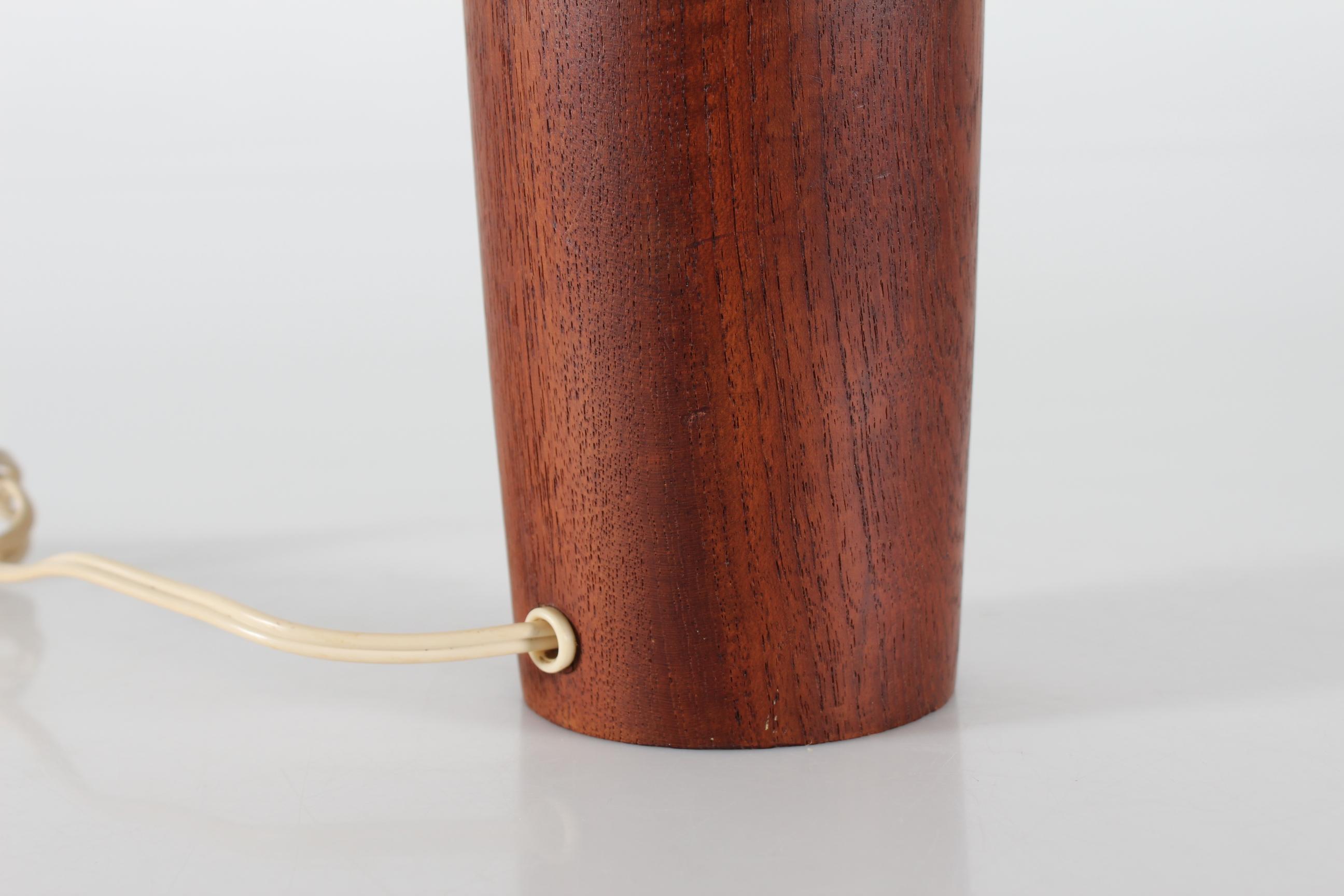 Vintage Tall Table Lamp of Hand-Turned Teak with New Shade, Scandinavian, 1960s For Sale 1