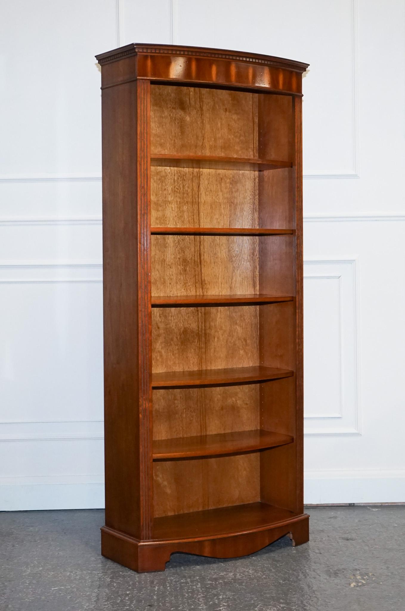 We are delighted to offer for sale this Lovely Open Yew Wood Bookcase.

The bookcase has a simple yet functional design with five adjustable shelves that provide ample storage space for books, collectibles, or other decorative items. The shelves