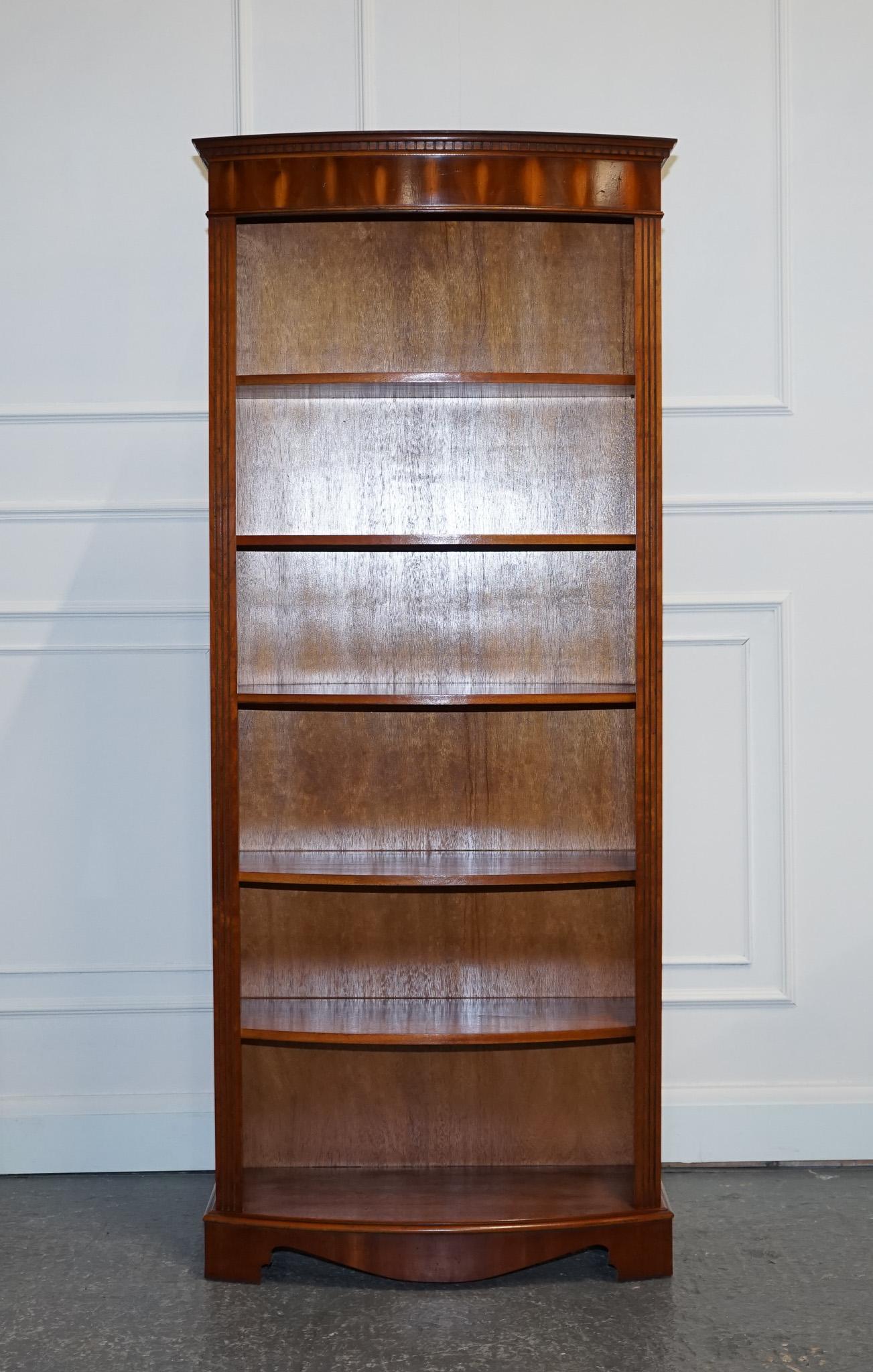 Vintage Tall Yew Open Bookcase with Adjustable Shelfs In Good Condition For Sale In Pulborough, GB
