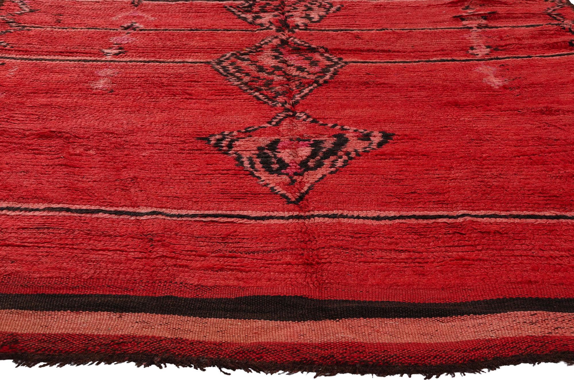 Marokkanischer Talsint-Teppich im Vintage-Stil, Midcentury Modern trifft auf Stammeskunst-Enchantment (Handgeknüpft) im Angebot