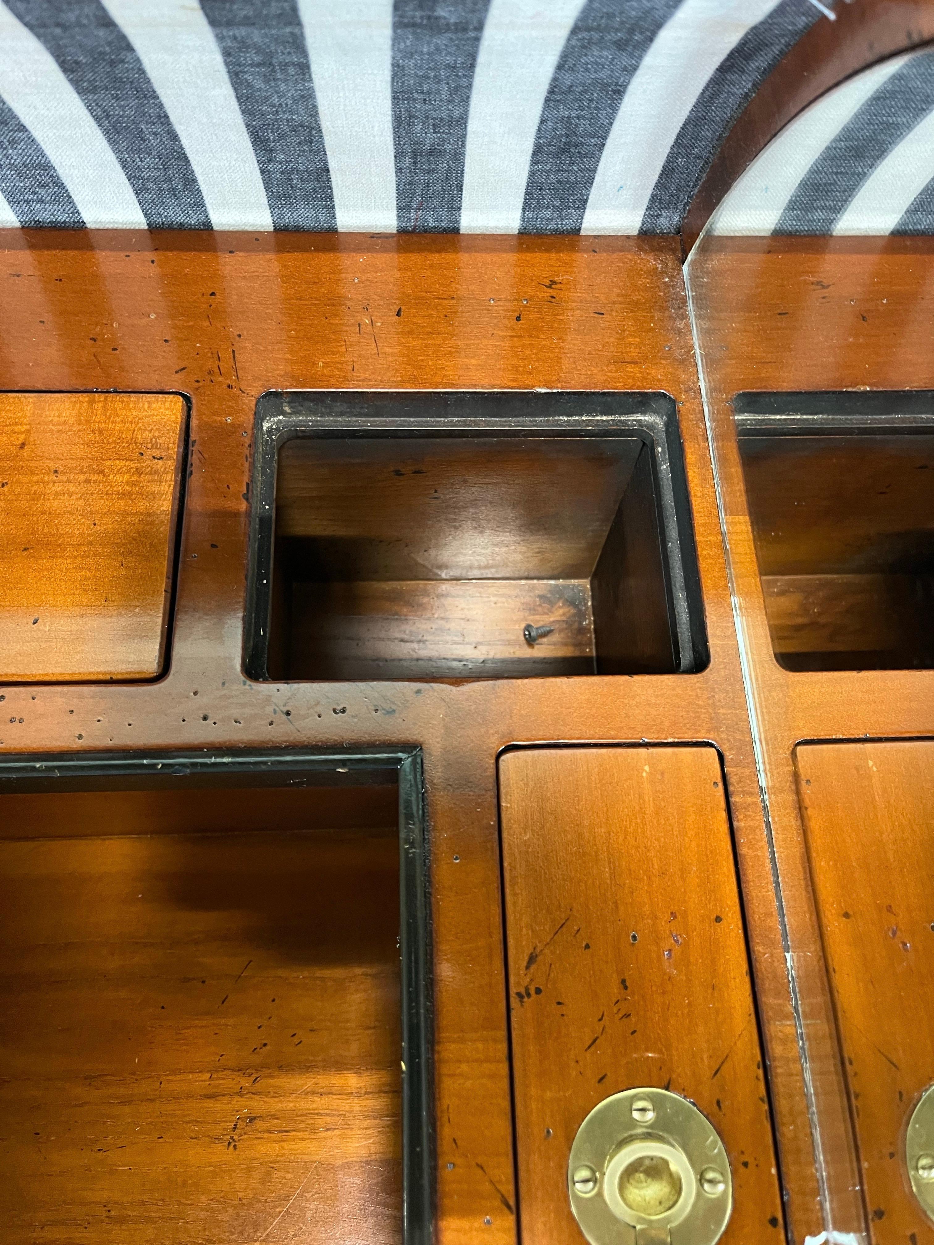 Armadio per liquori Tambour Rolle Bar d'epoca in vendita 2