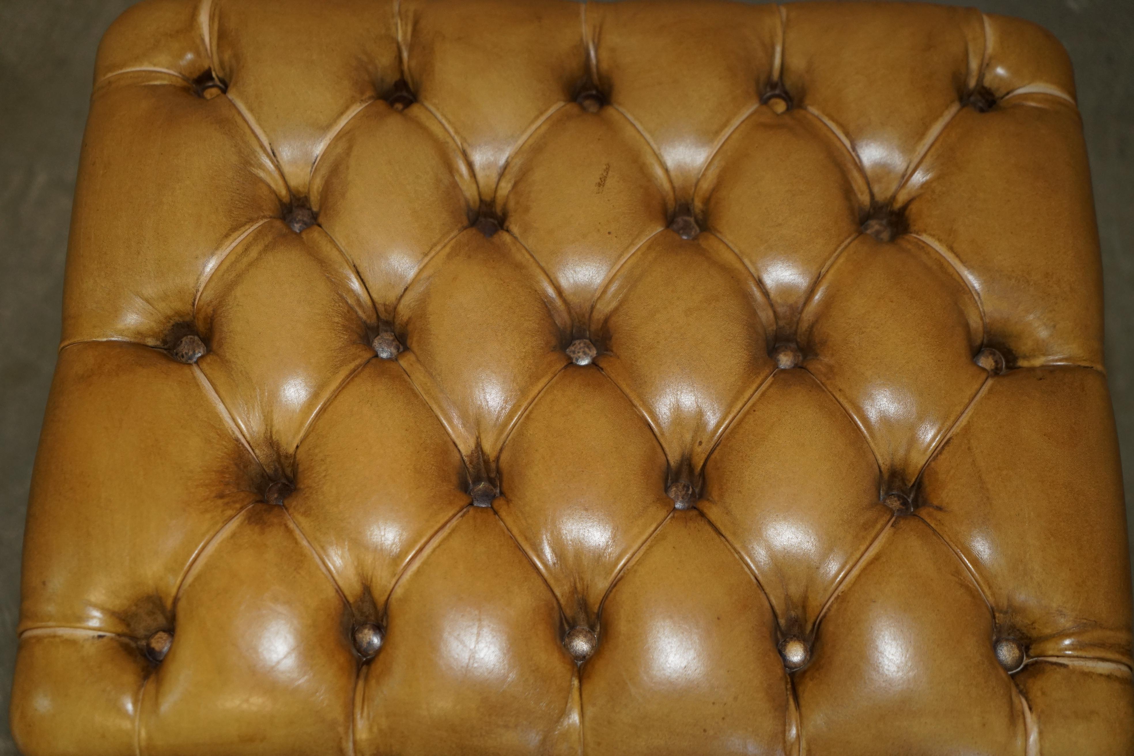 Hand-Crafted VINTAGE TAN BROWN LEATHER CHESTERFIELD TUFTED BARON FOOTSTOOL PART OF SUiTE For Sale