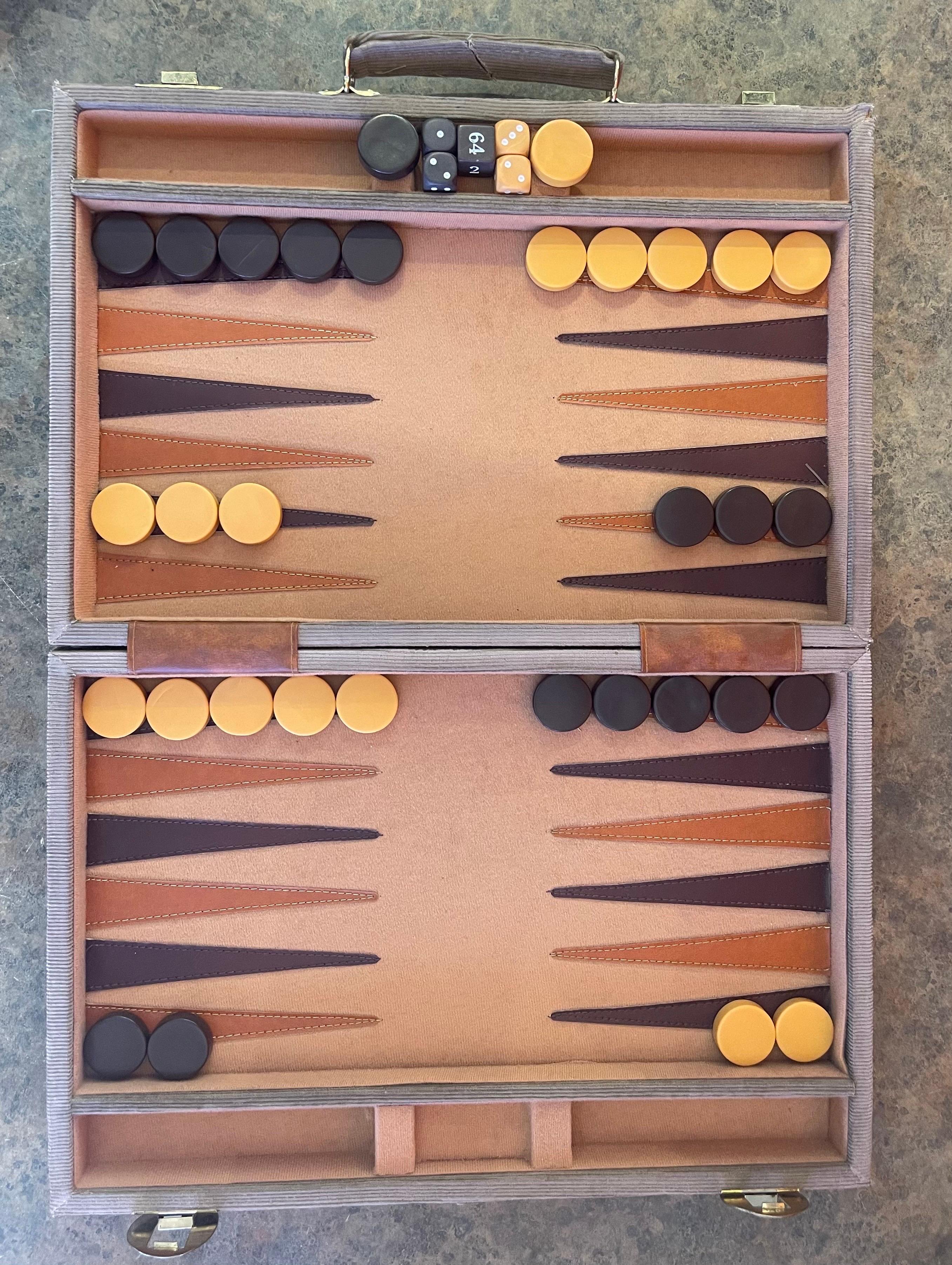 how to set up a backgammon board