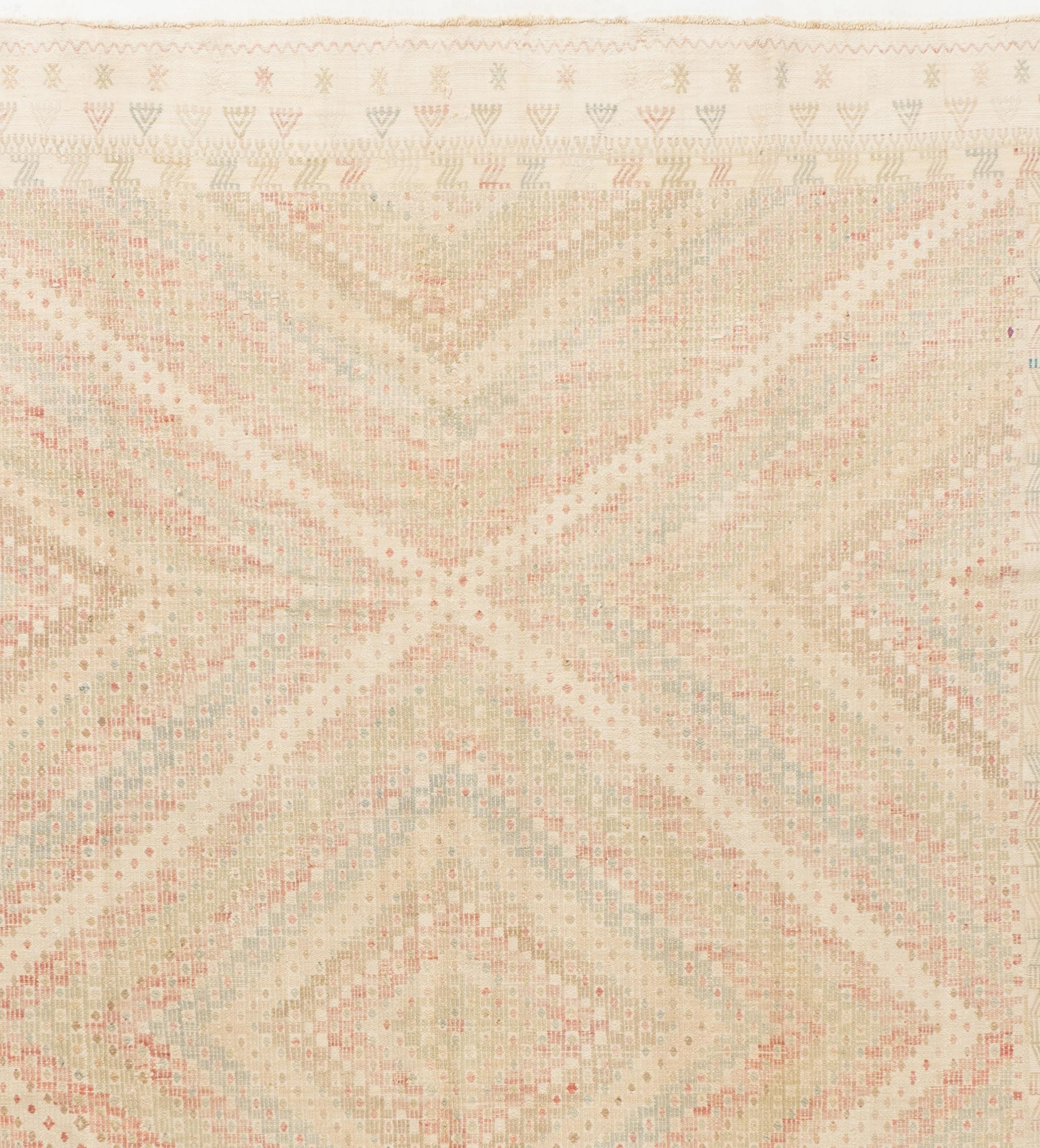 Tan Jajim Vintage Tan Jajim Teppich 6'7 X 10'4 (20. Jahrhundert) im Angebot