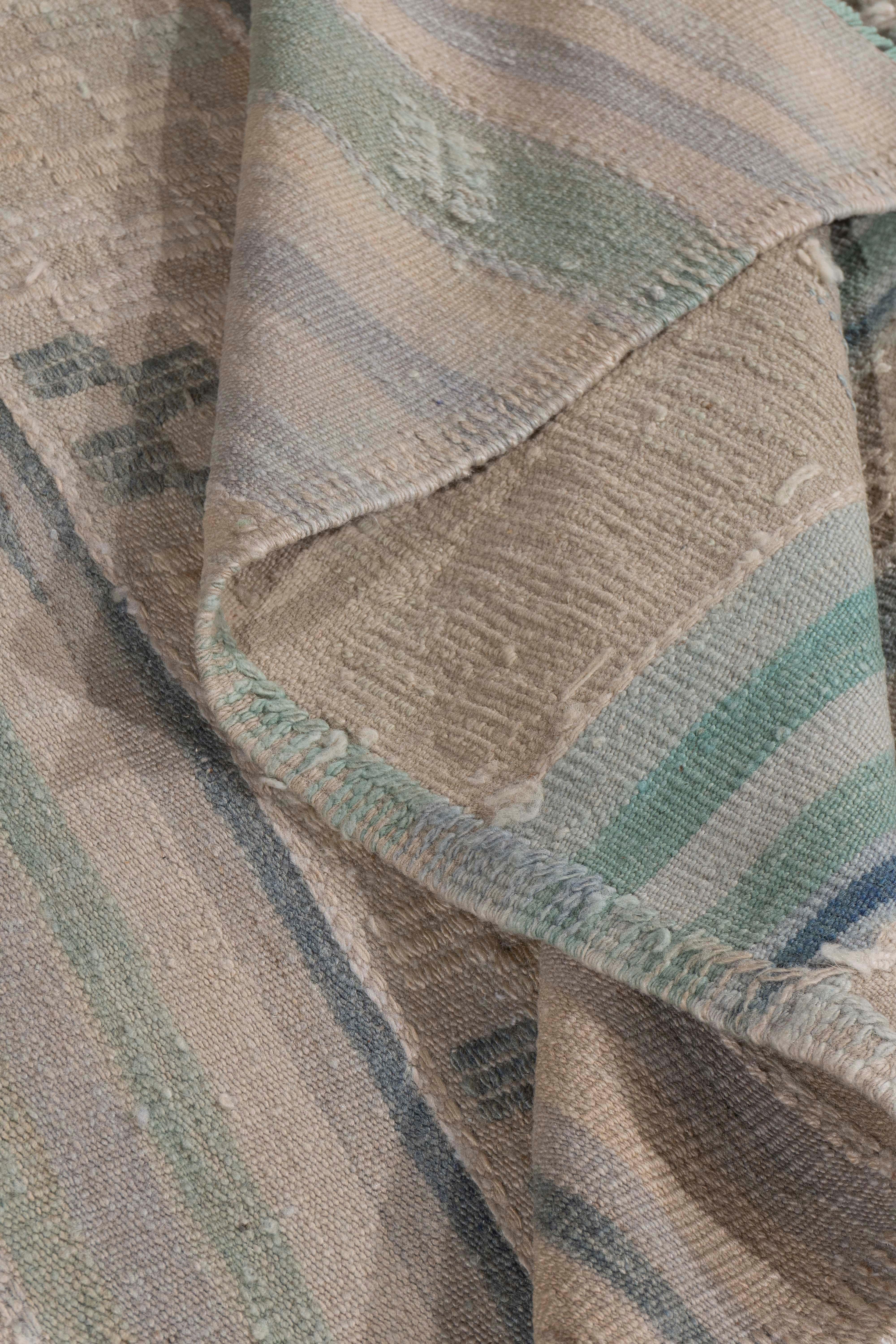 Vintage CIRCA 1940 Tan Türkischer Kilim Flachgewebe-Teppich im Angebot 3