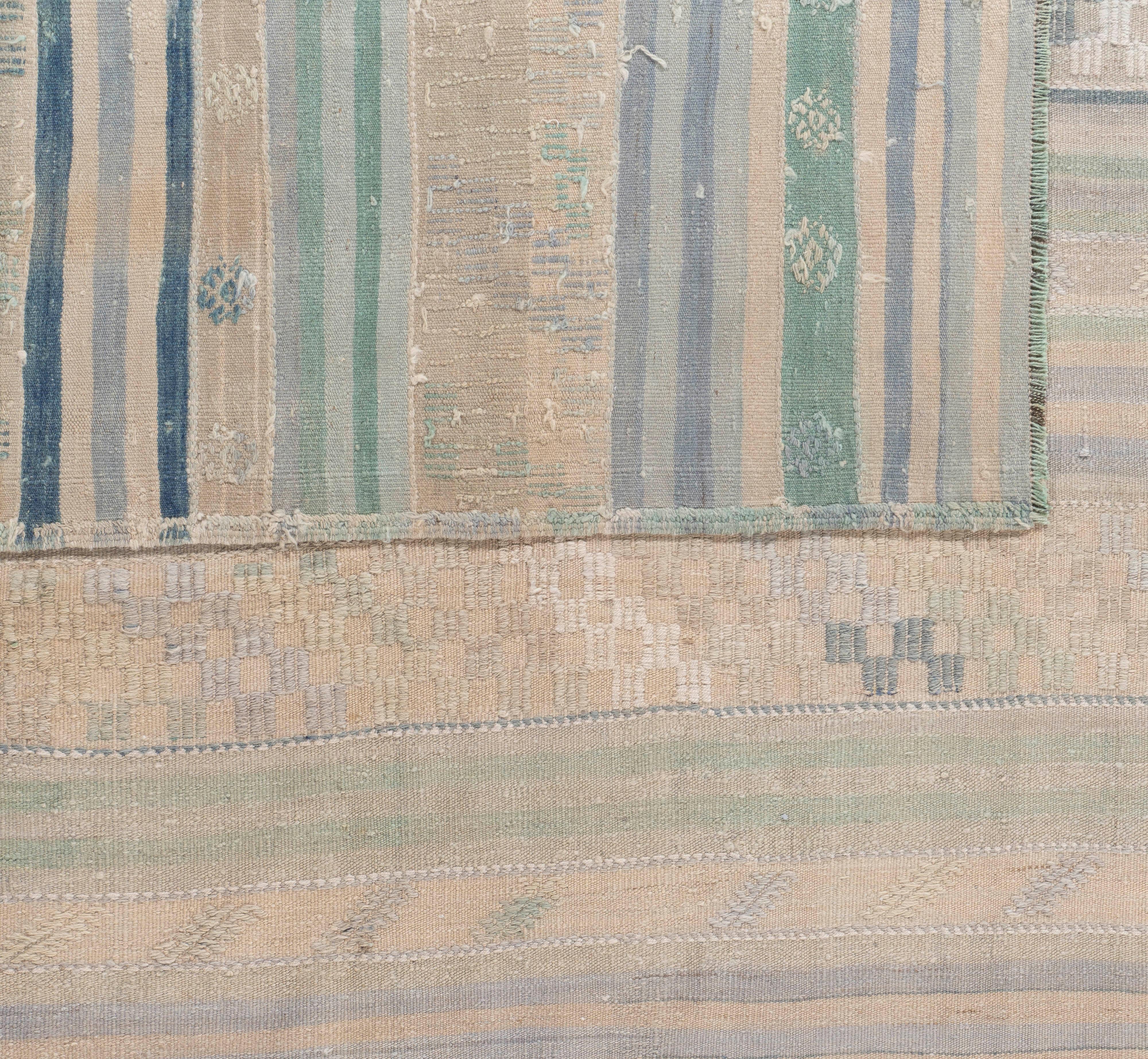 Vintage CIRCA 1940 Tan Türkischer Kilim Flachgewebe-Teppich im Angebot 2