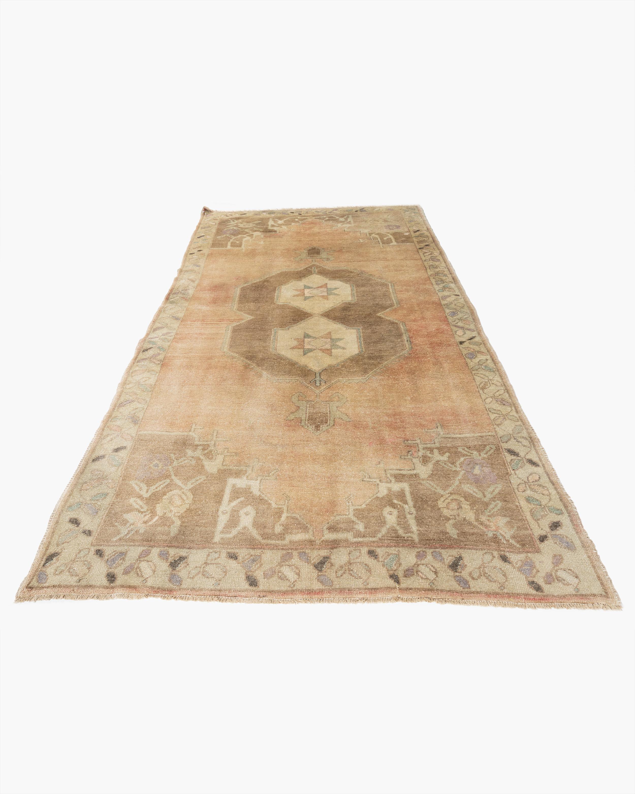 Tan Türkischer Oushak-Teppich im Vintage-Stil  5'1 x 9'5 im Angebot 4