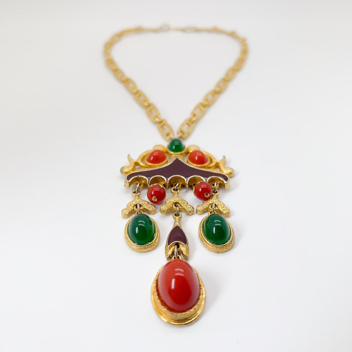 Women's Vintage Tancer & II Asian Inspired Necklace For Sale