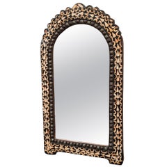 Vintage Tanger marokkanischen gestempelt Metall Knochen Inlay gewölbte Wand Vanity Mirror