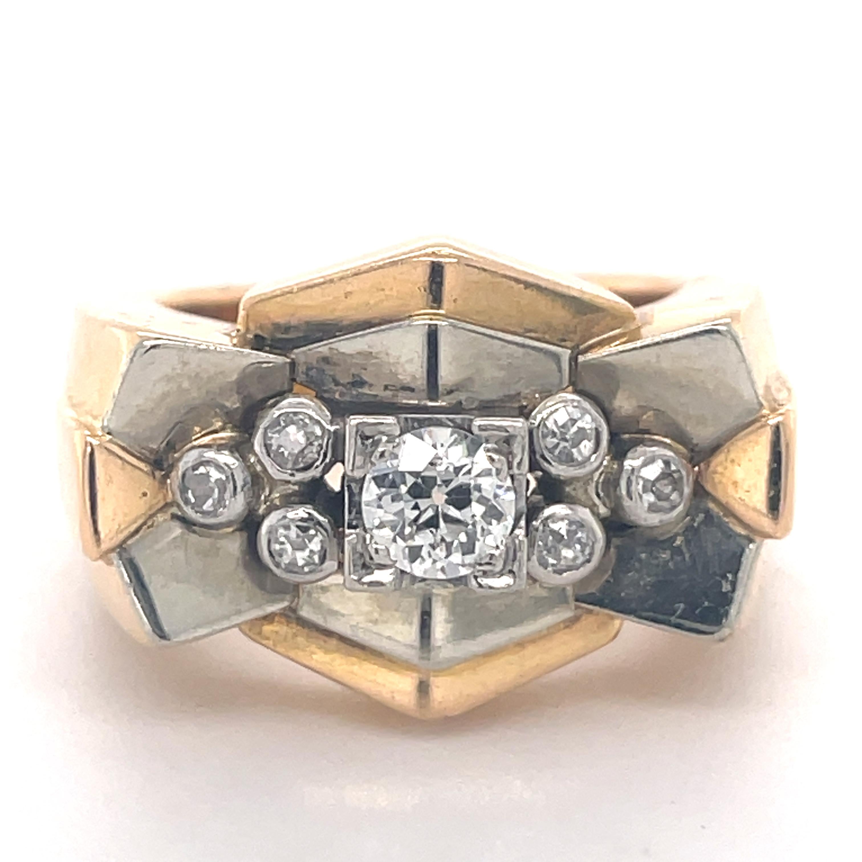 Vintage Tank ring, Geometric ring, Old European cut diamond, 18K Yellow gold For Sale 1