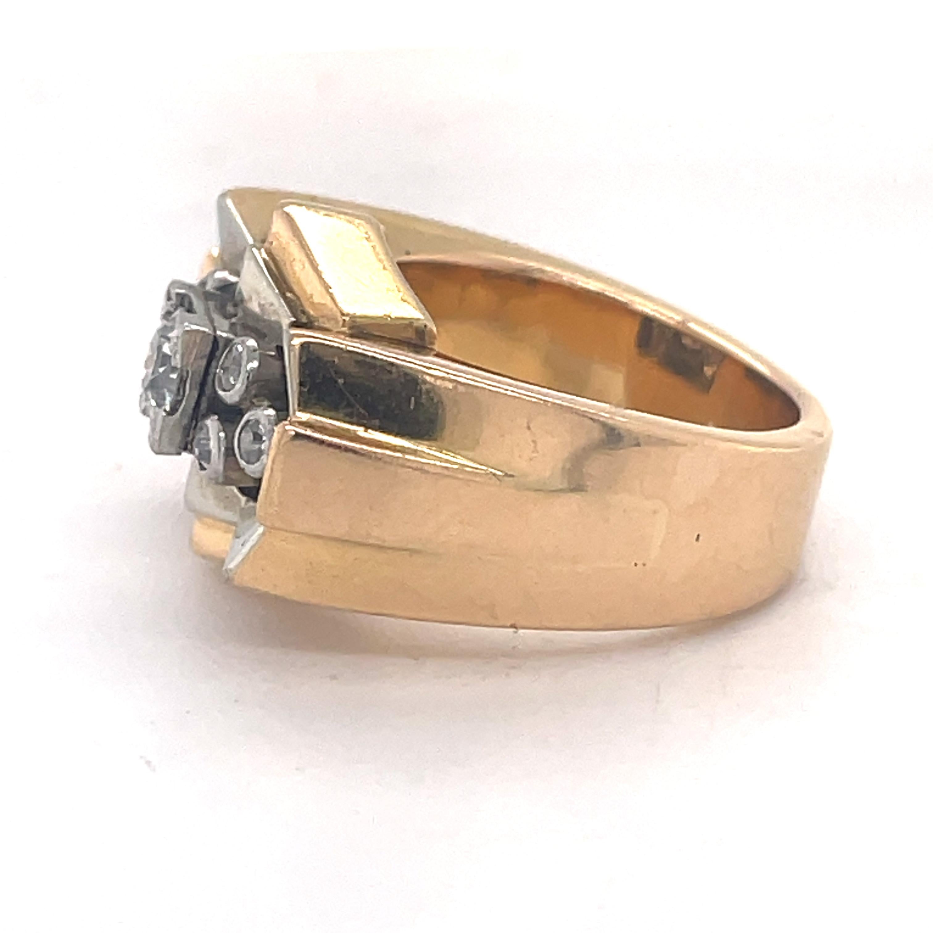 Vintage Tank ring, Geometric ring, Old European cut diamond, 18K Yellow gold For Sale 3