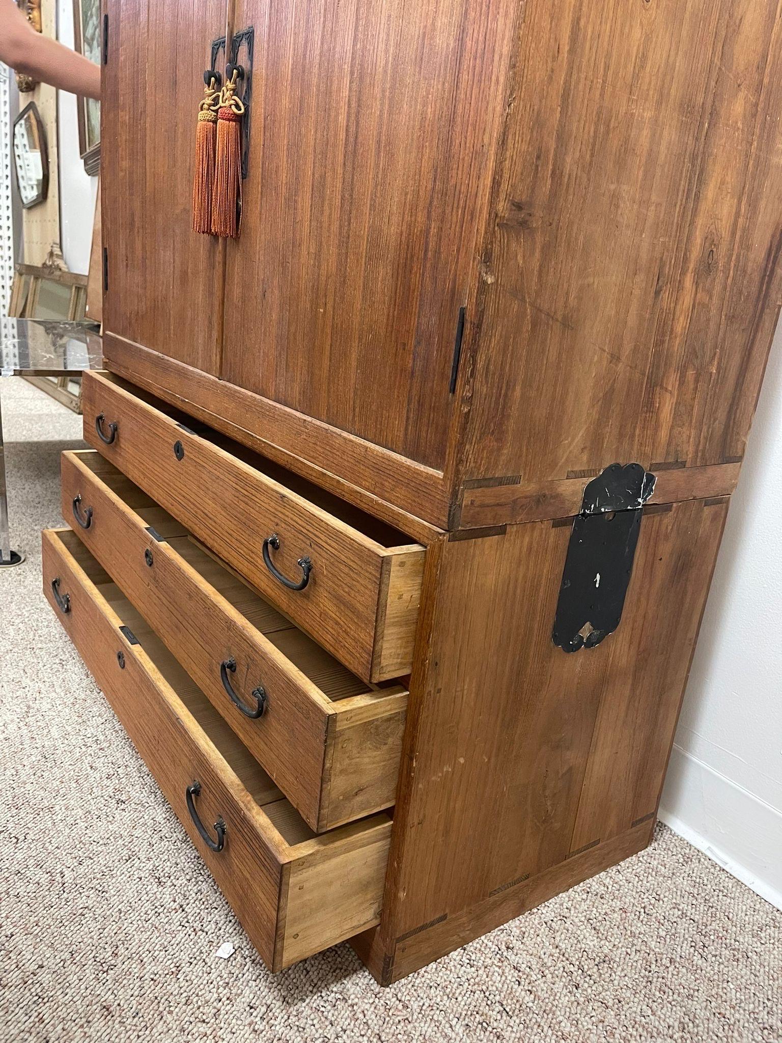 Vintage Tansu Cabinet With Cabinet on Top and Bottom 3 Drawers. In Good Condition In Seattle, WA