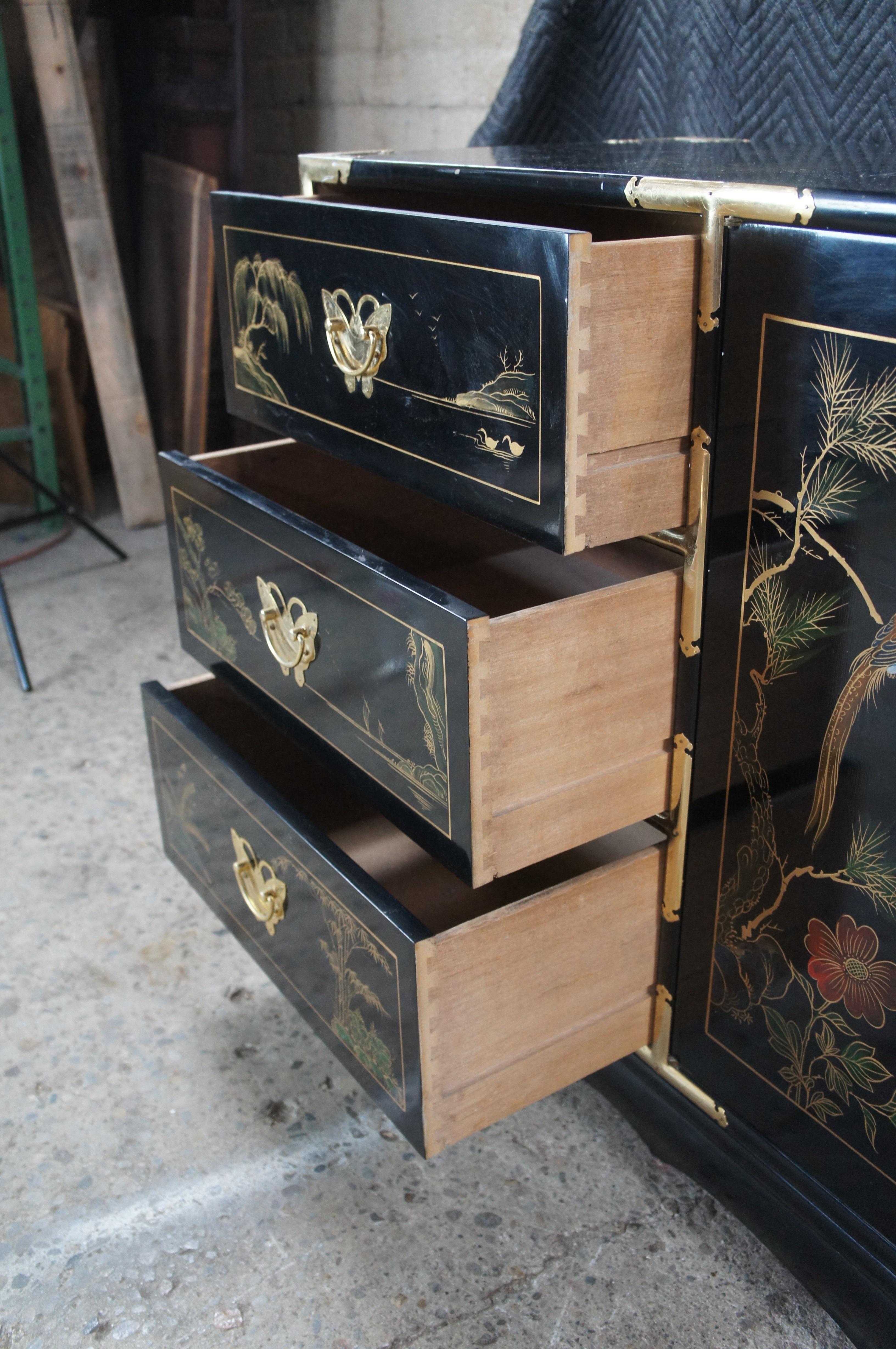 Vintage Tansu Style Chinoiserie Lowboy Credenza Buffet Dresser Sideboard Cabinet Latón en venta