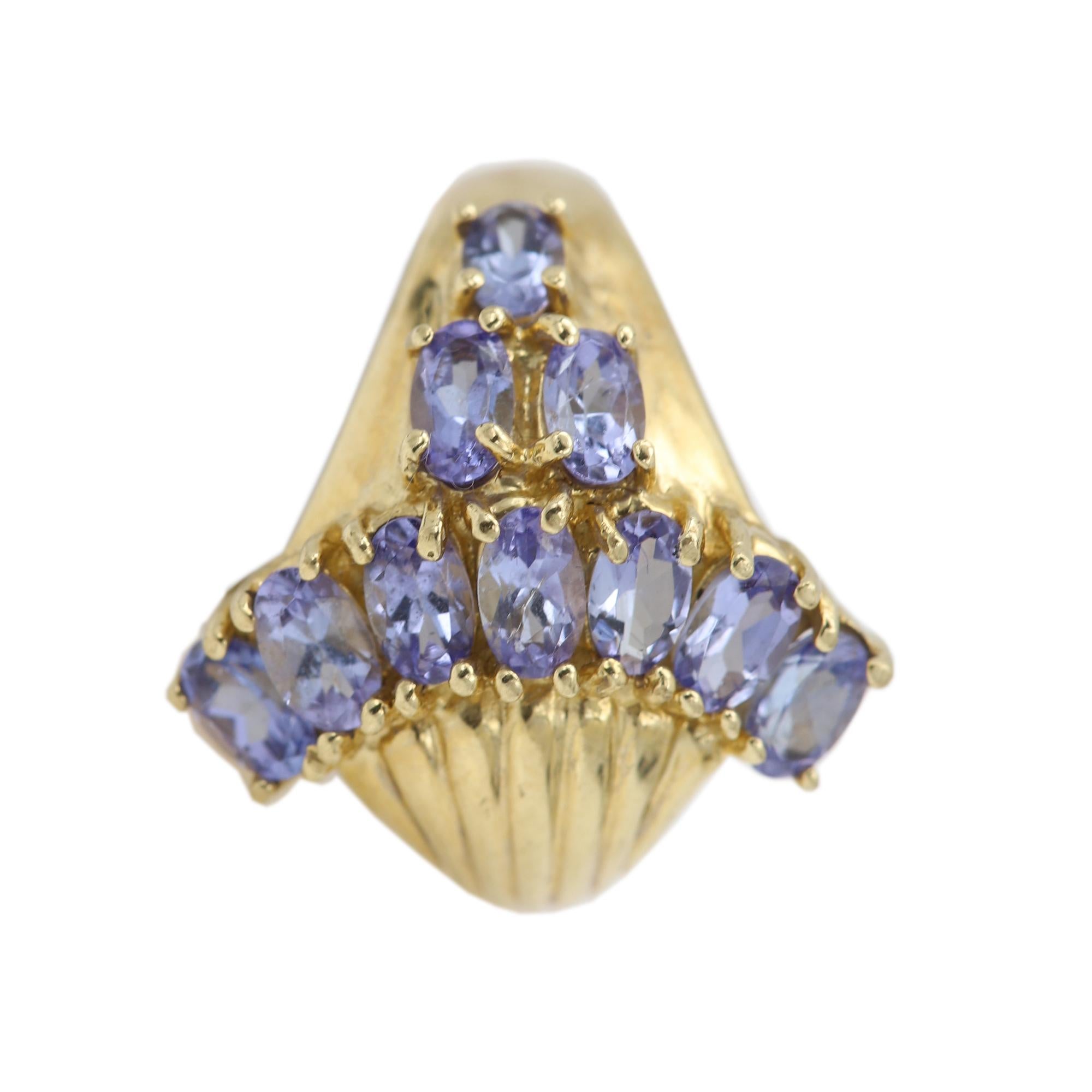 Vintage Tanzanite Cluster Designer Ring 10 Karat Yellow Gold For Sale 4