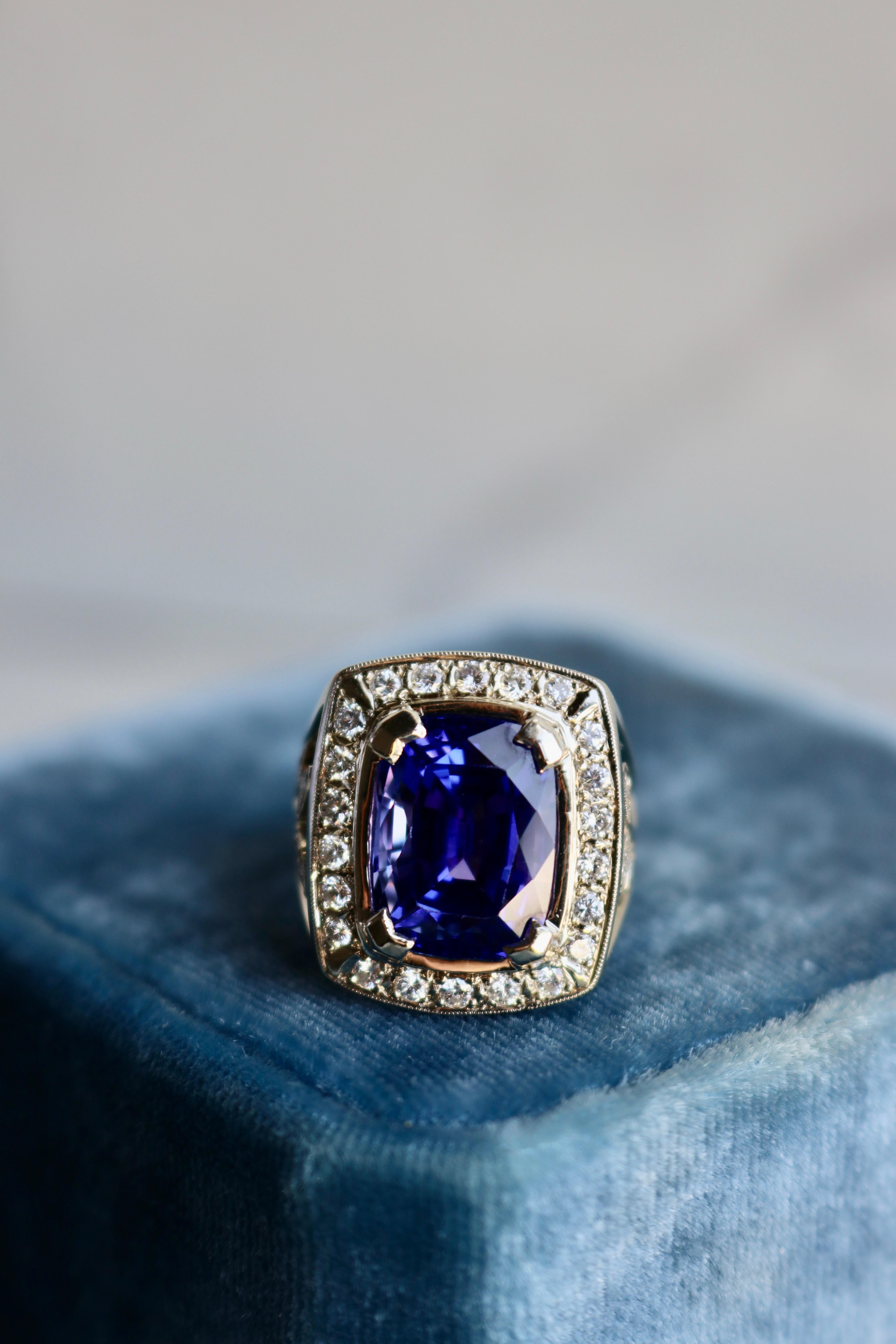 Women's or Men's Vintage Tanzanite Diamond 14k White Gold Ring For Sale