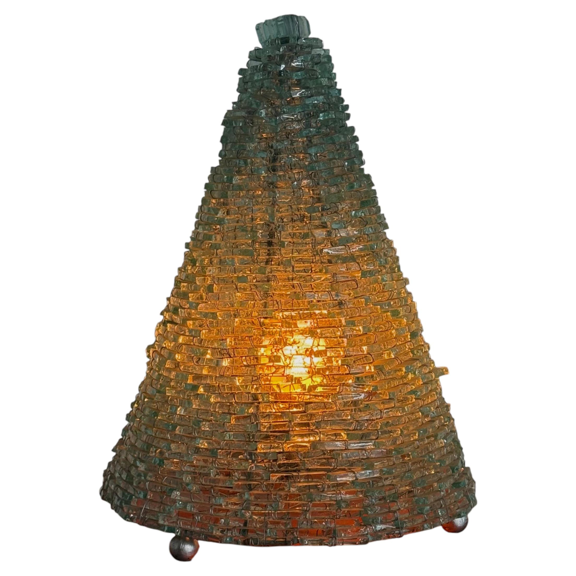 Vintage Tao Tesserine pyramide lamp